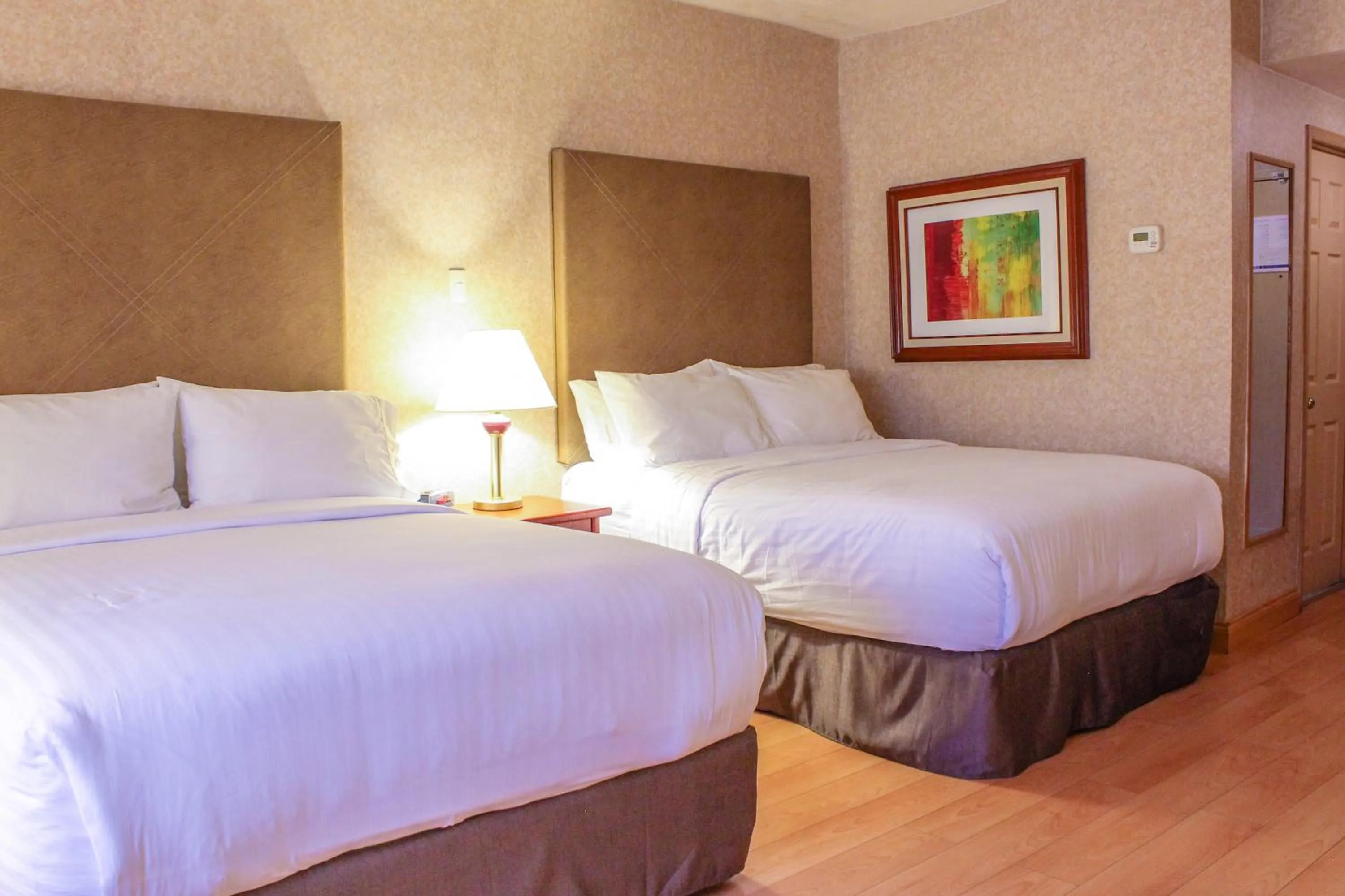 Bed in Holiday Inn Express Chihuahua by IHG