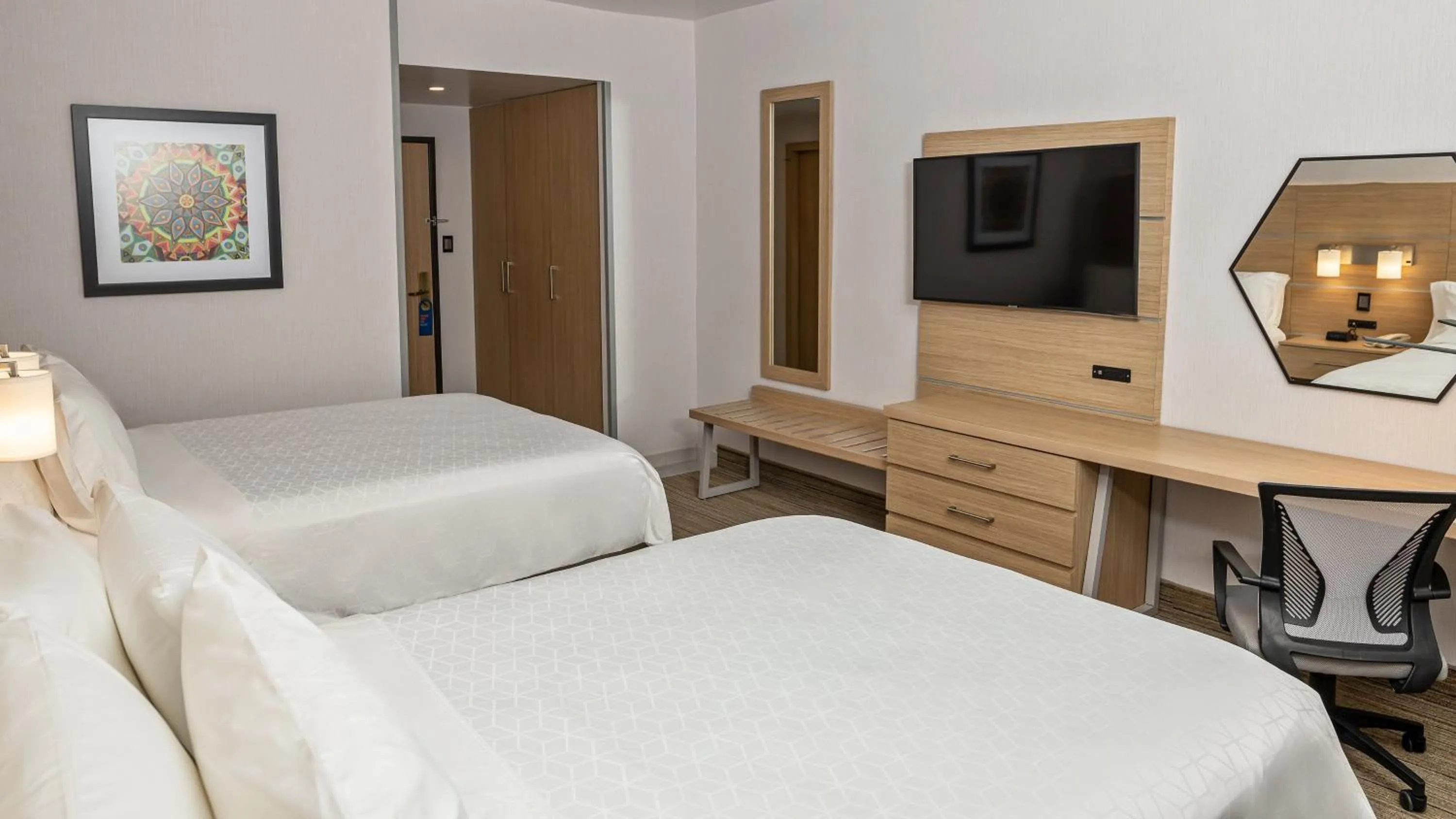 Photo of the whole room, Bed in Holiday Inn Express Chihuahua by IHG