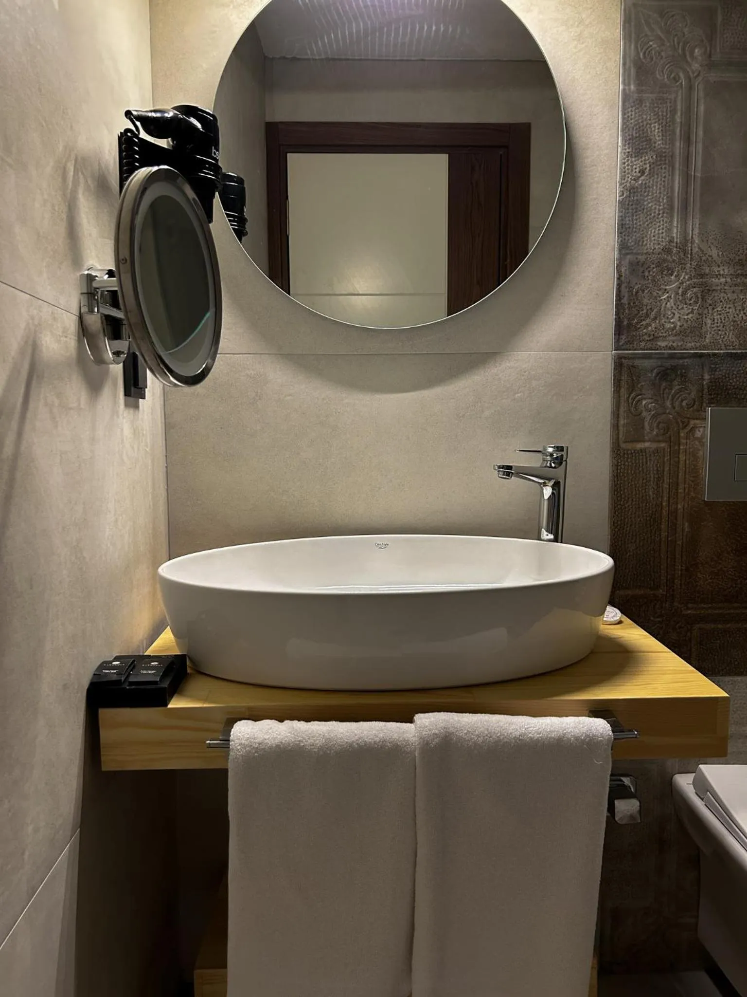 Bathroom in Gulluk Life Hotel