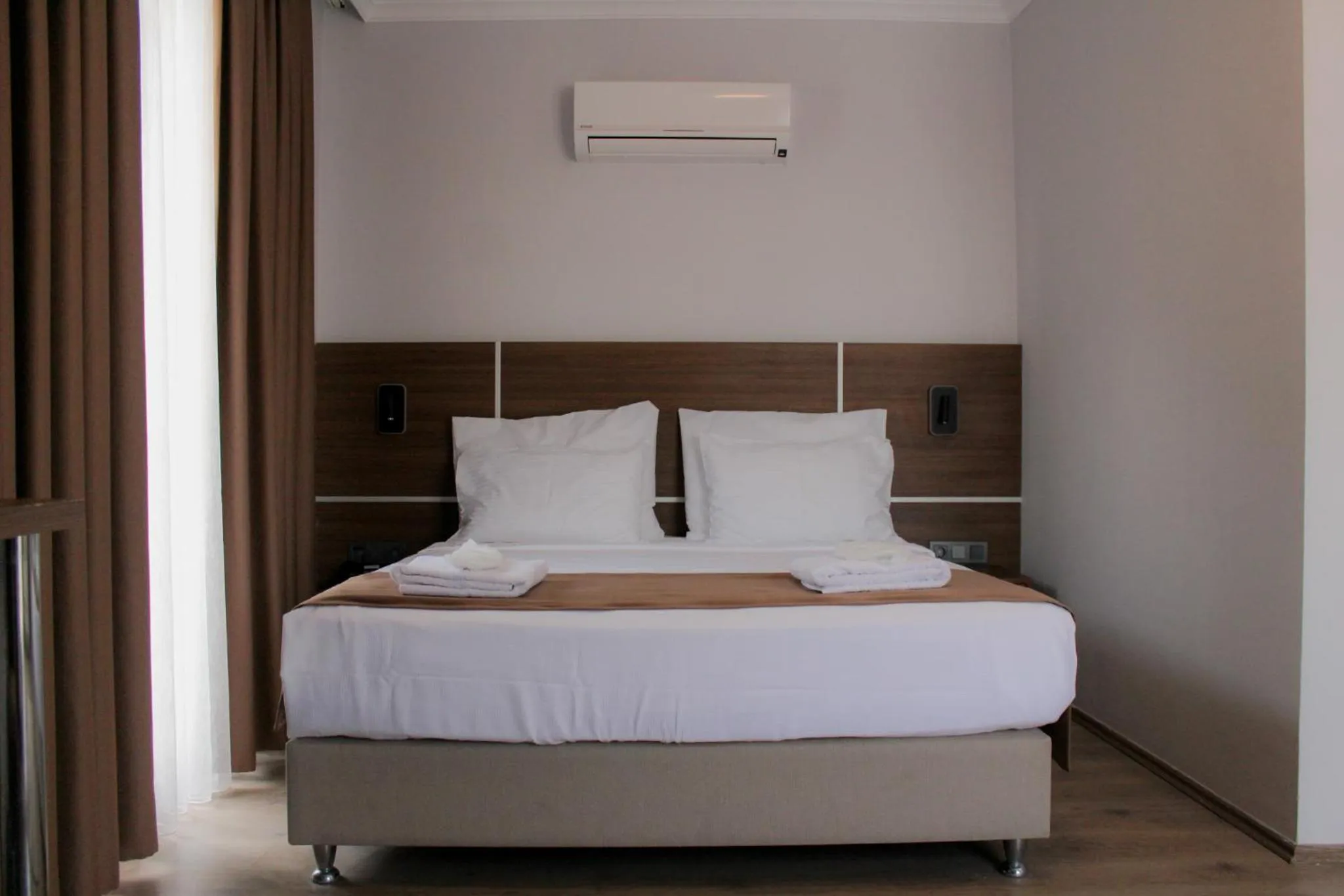 Bed in Gulluk Life Hotel