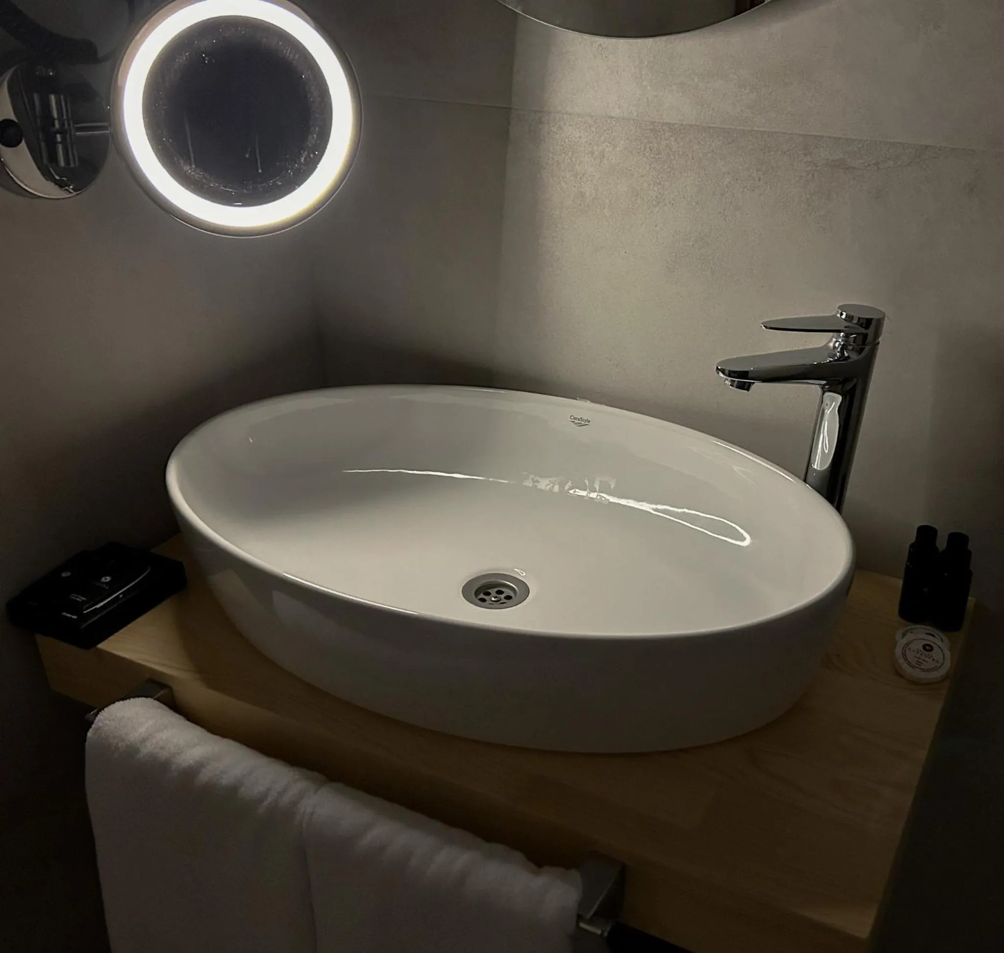 Bathroom in Gulluk Life Hotel