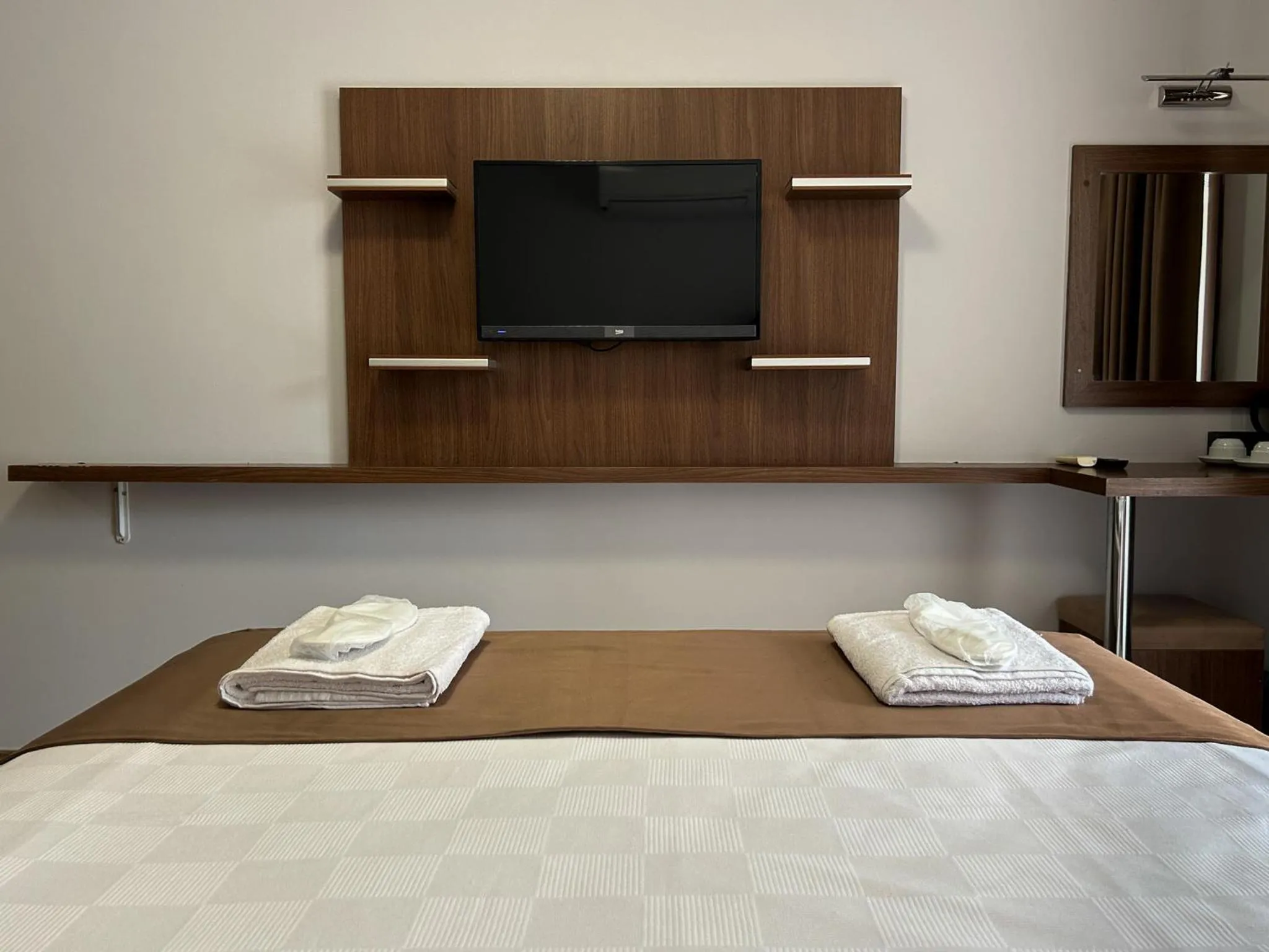 TV and multimedia in Gulluk Life Hotel