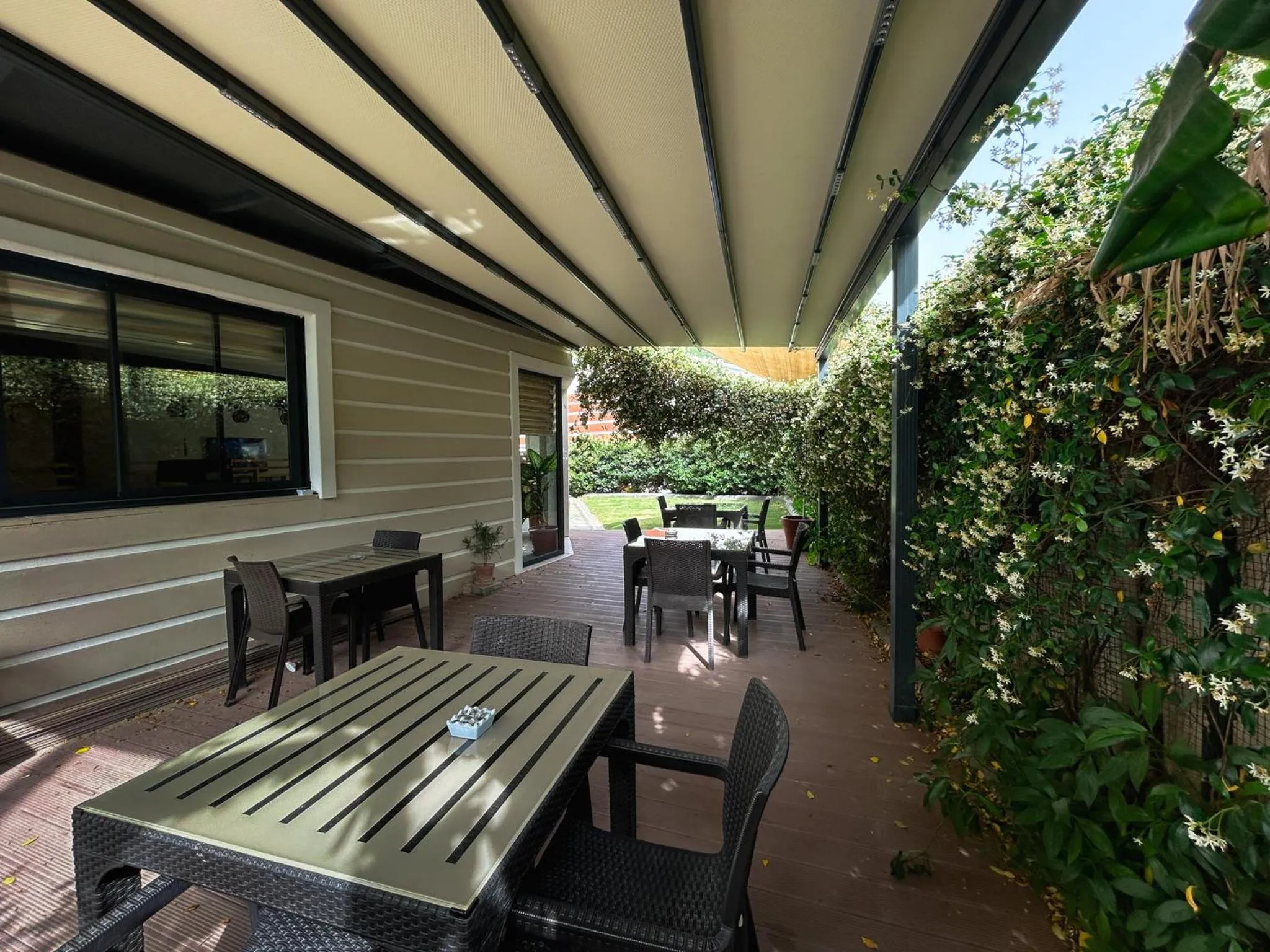 Patio in Gulluk Life Hotel