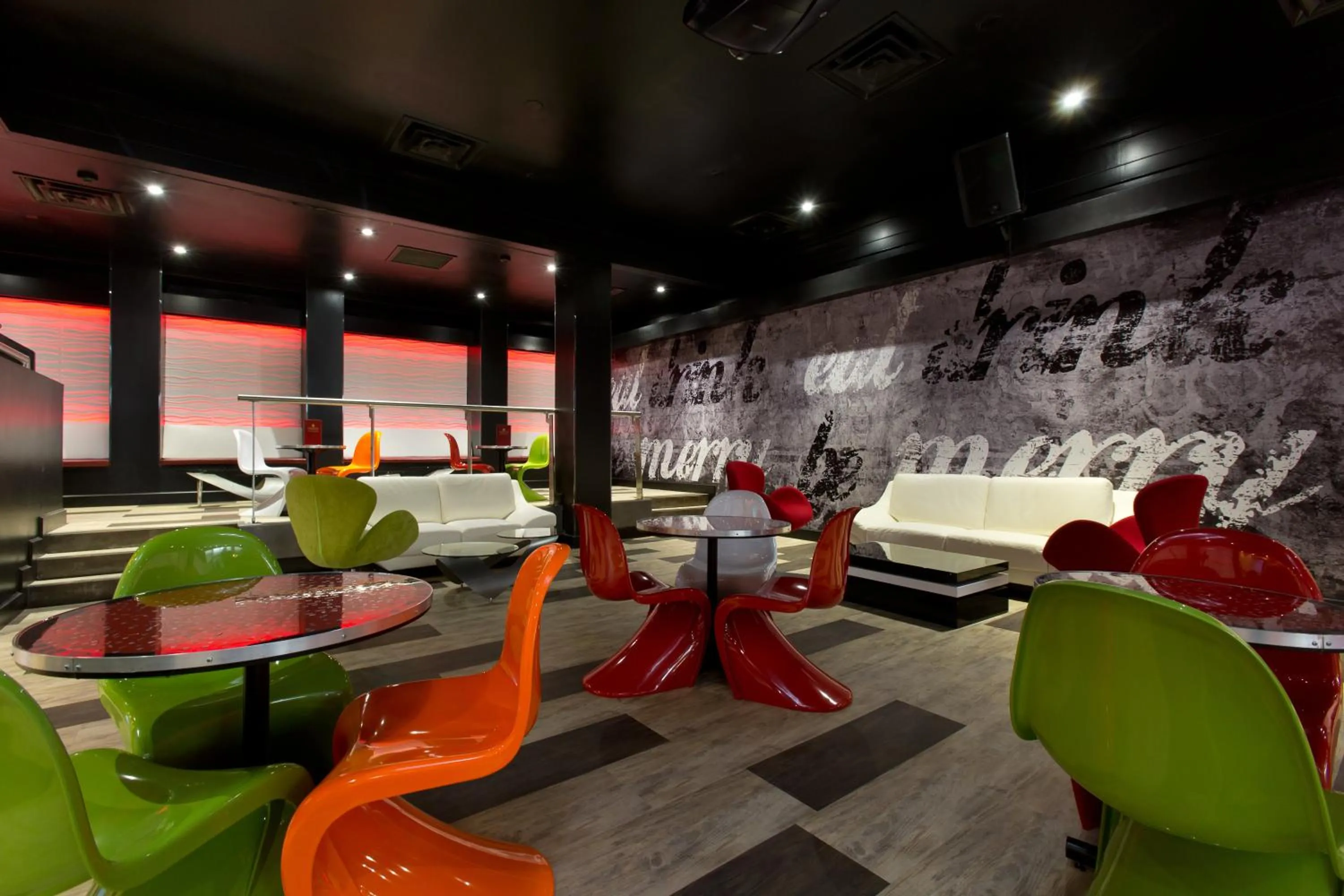 Lounge or bar in Liyo Inn