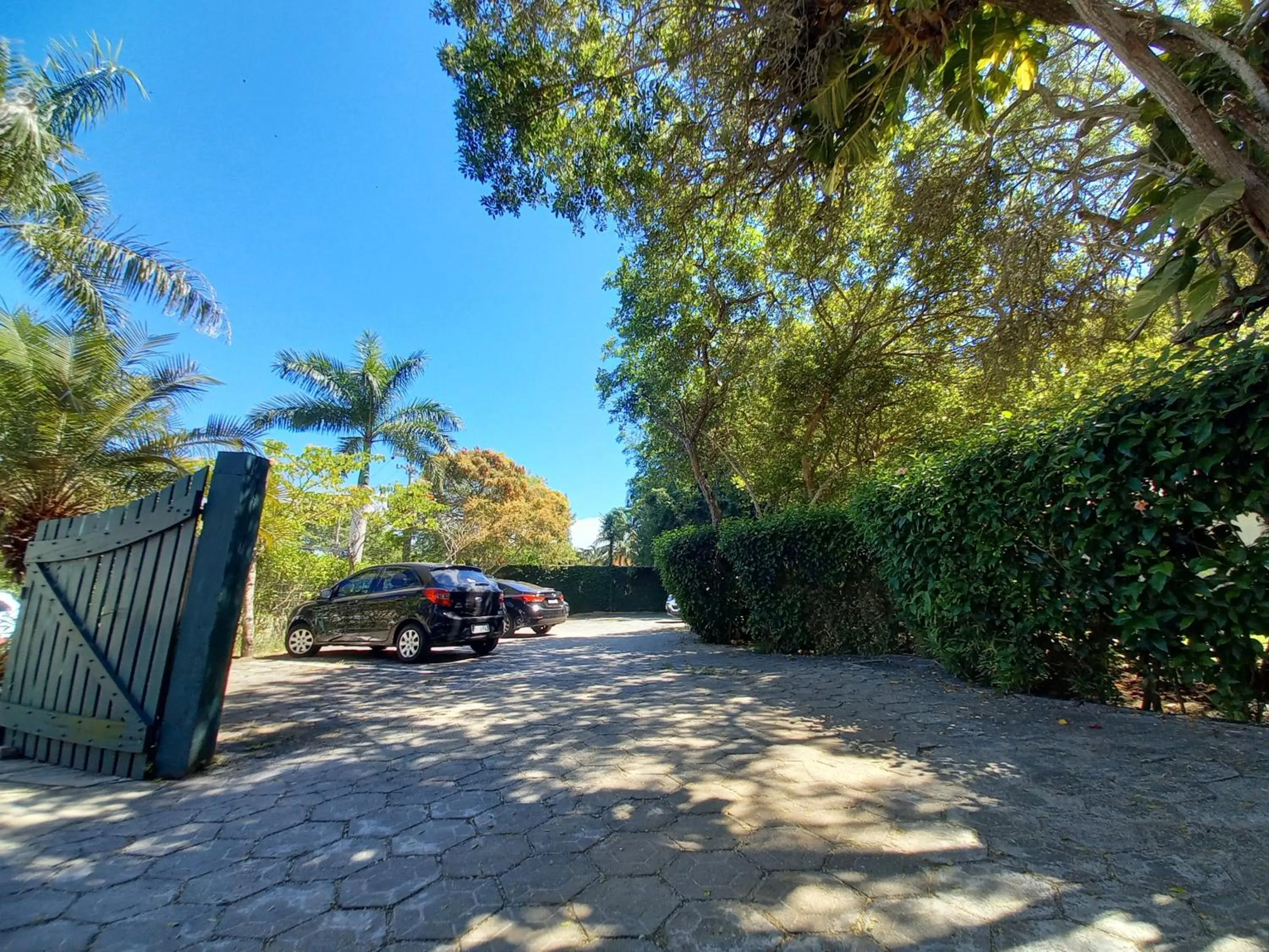 Parking in Pousada Bucaneiro