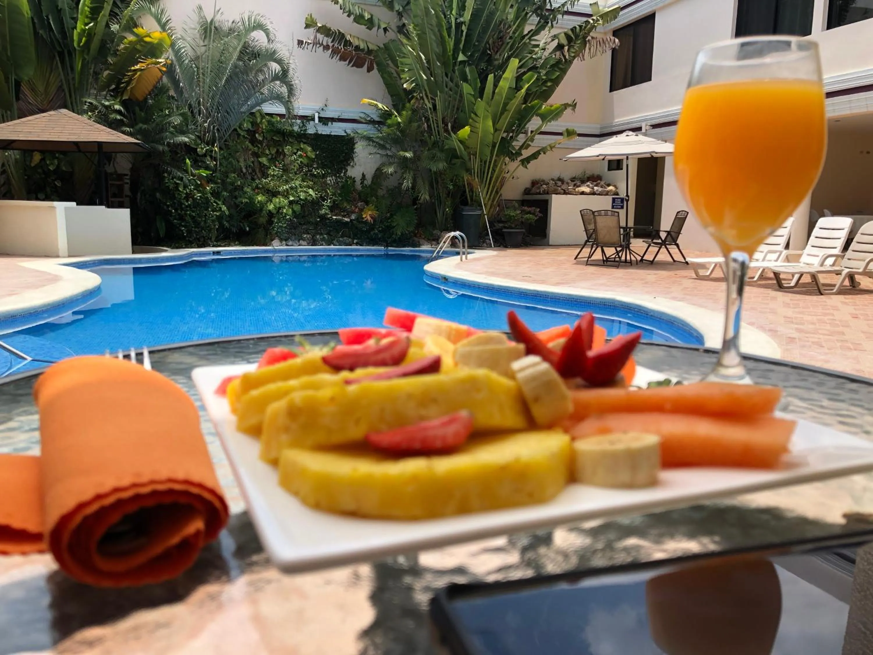 Food and drinks in Hotel Plaza Maria