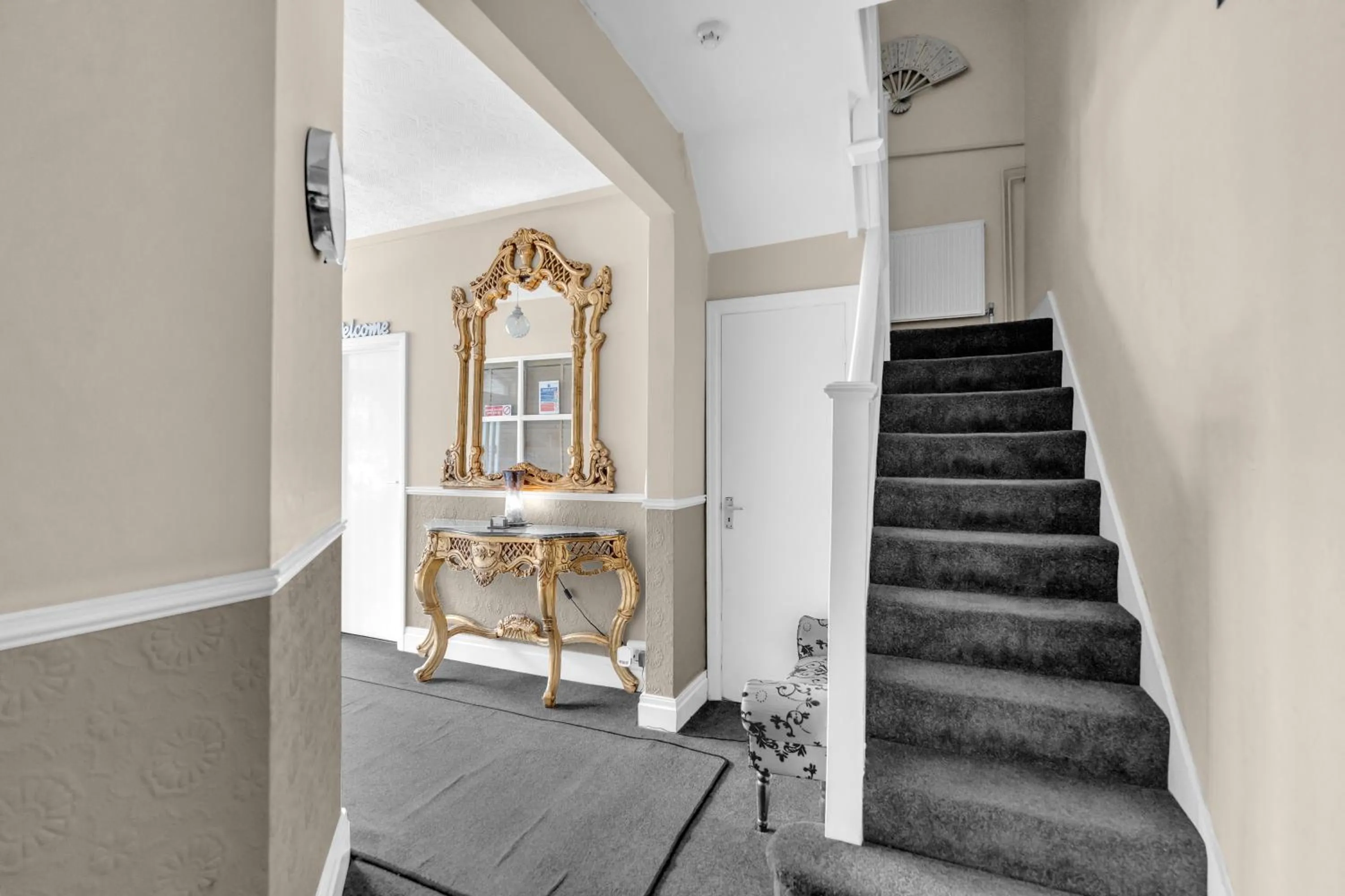 Facade/entrance in Mallowview guest house