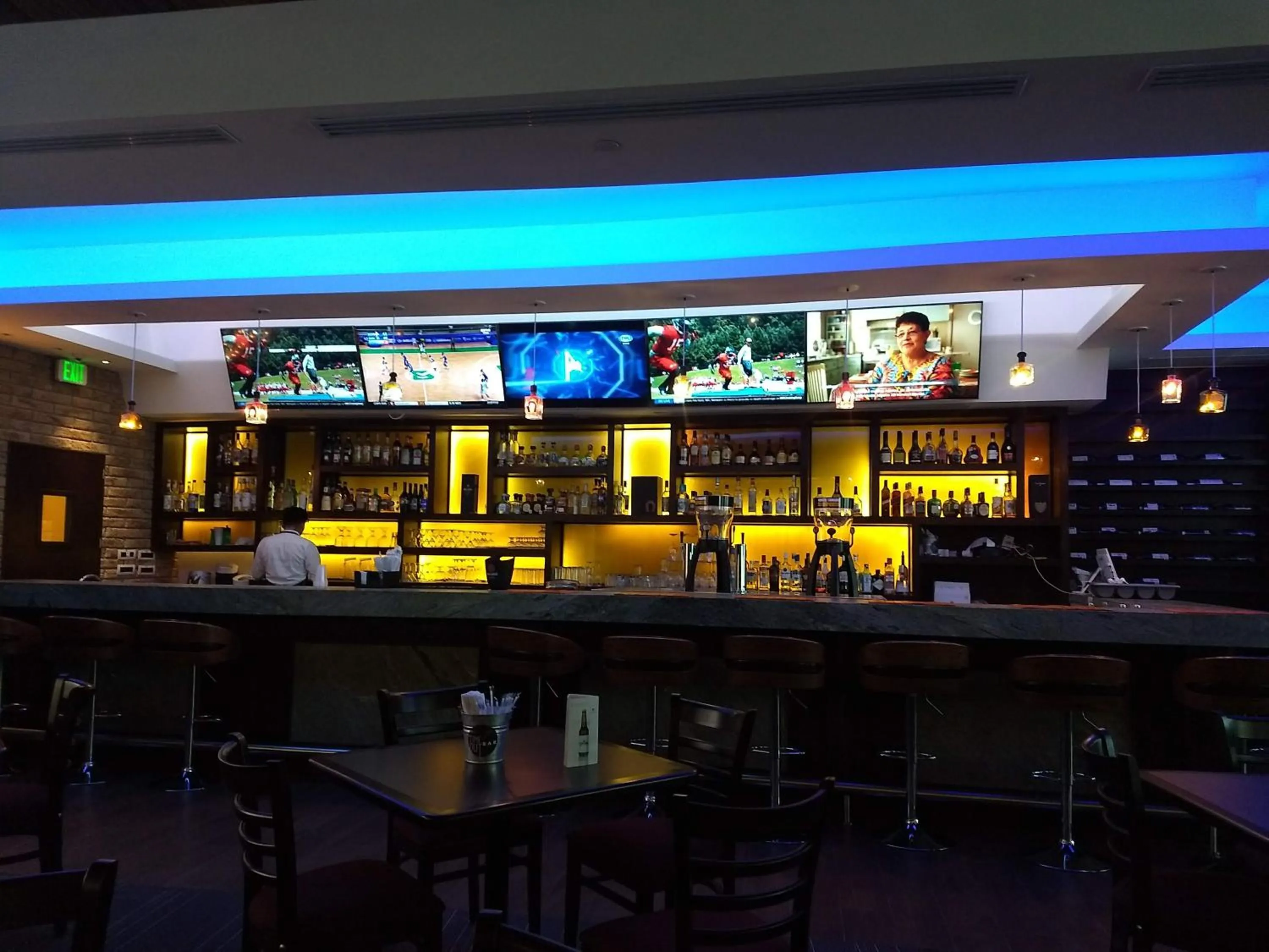 Lounge or bar in Crowne Plaza Leon by IHG