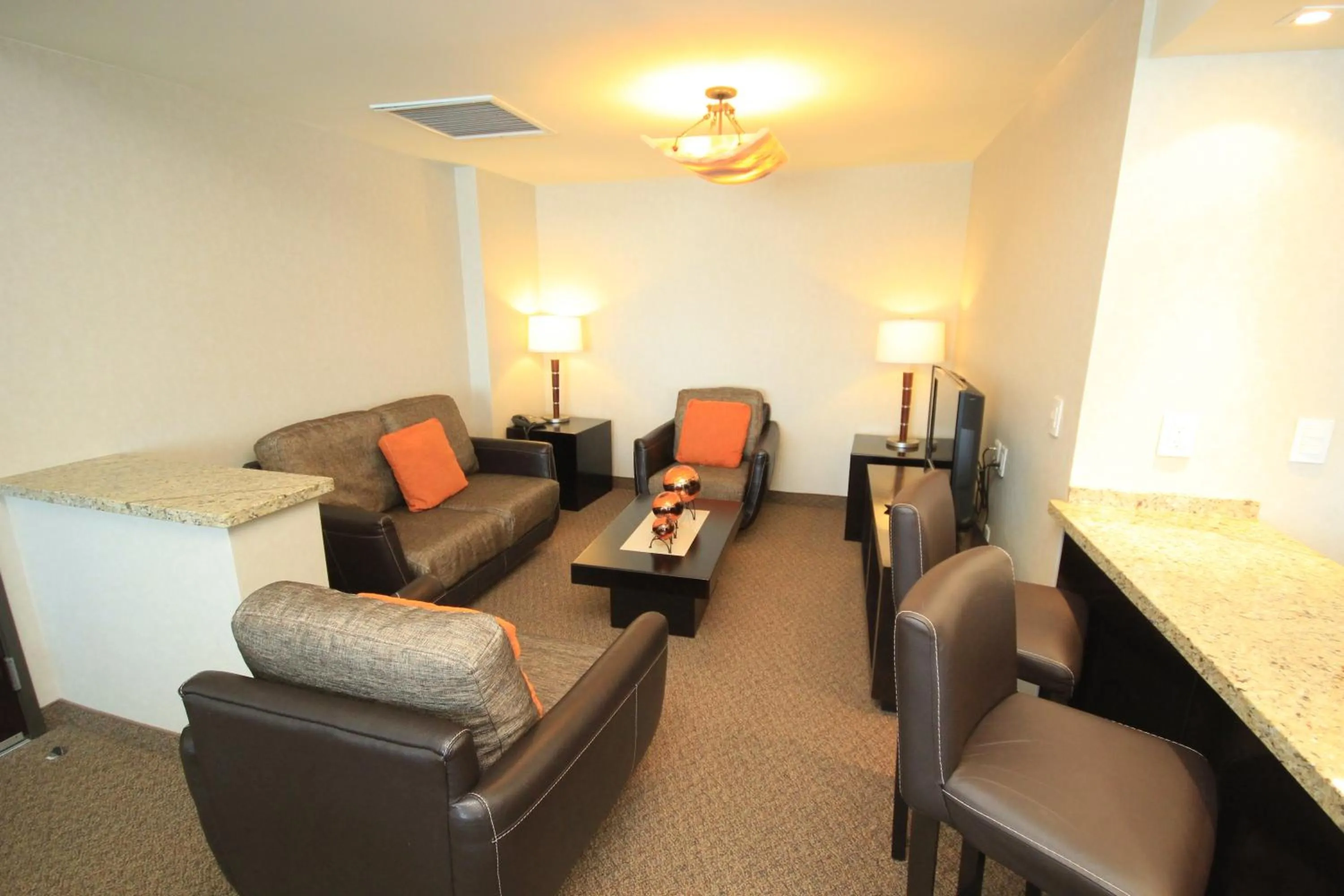 Photo of the whole room in Crowne Plaza Leon by IHG