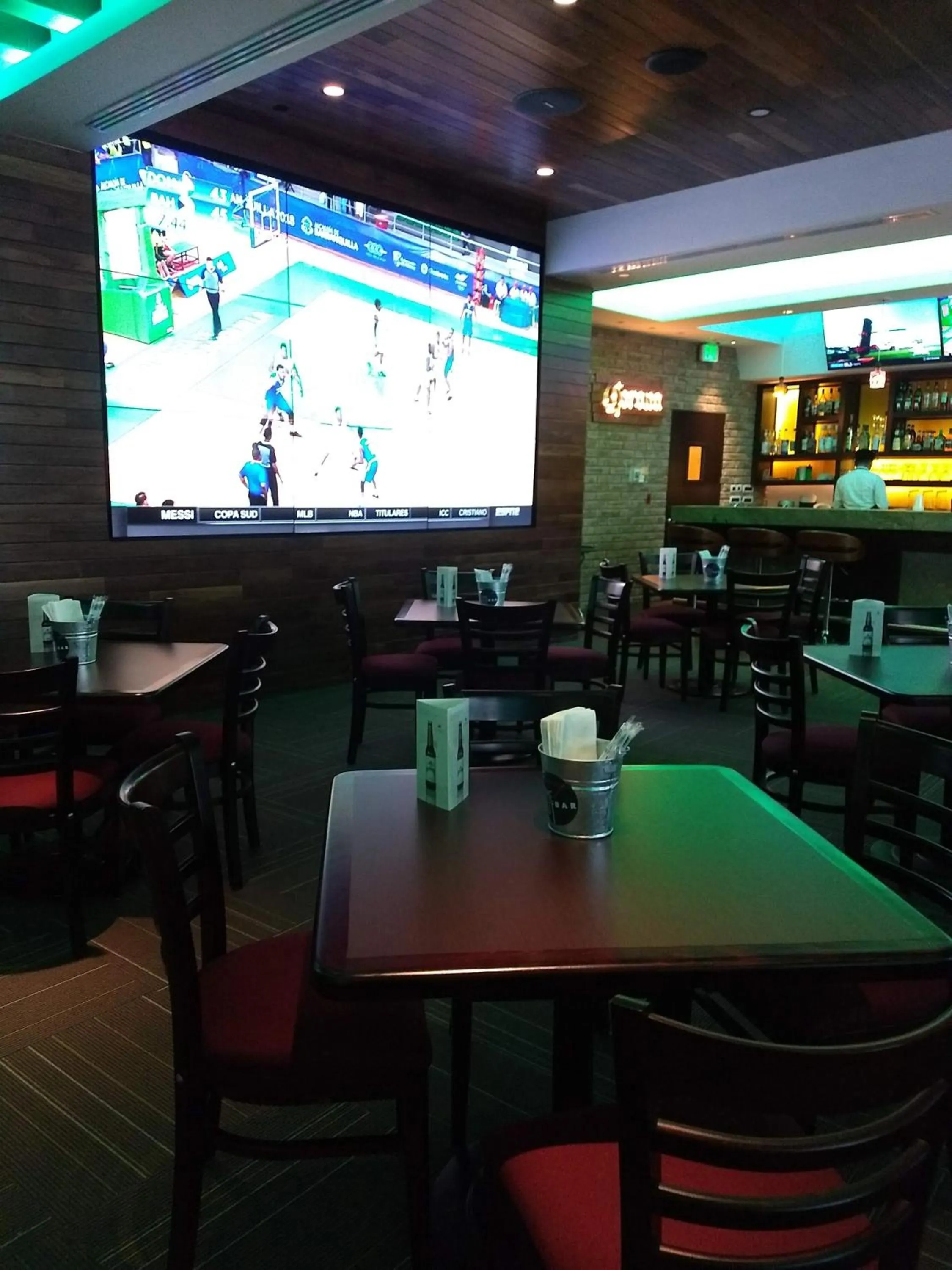 Lounge or bar in Crowne Plaza Leon by IHG