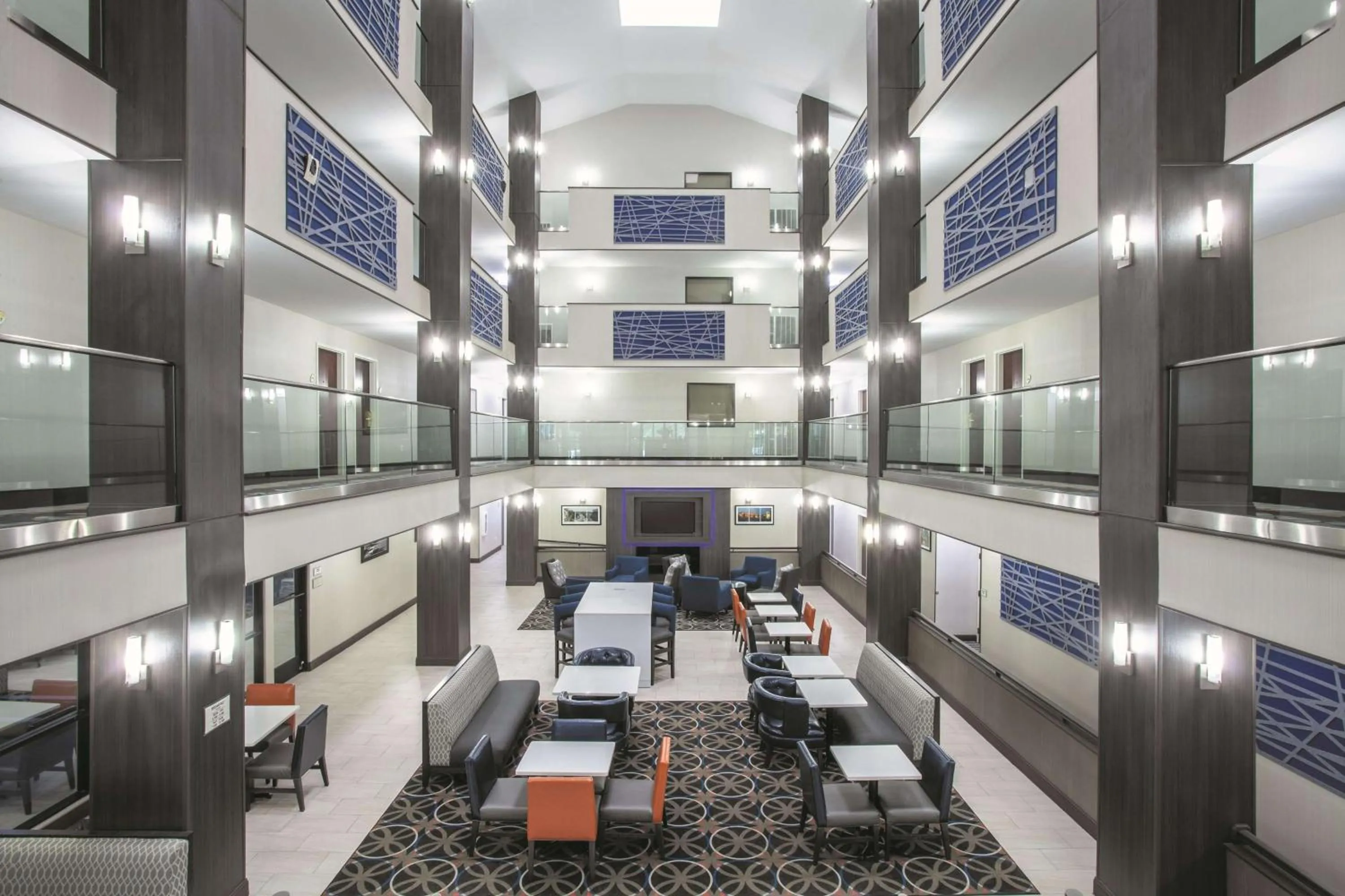 Breakfast in La Quinta by Wyndham Covington