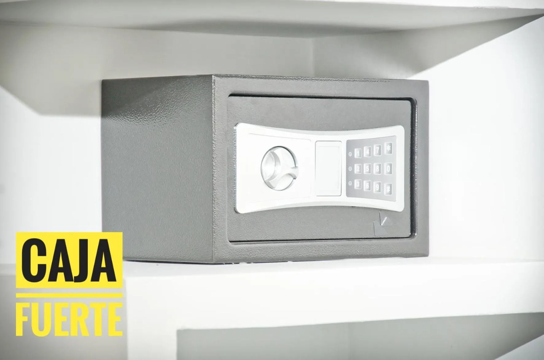 safe in Le Prince Arica