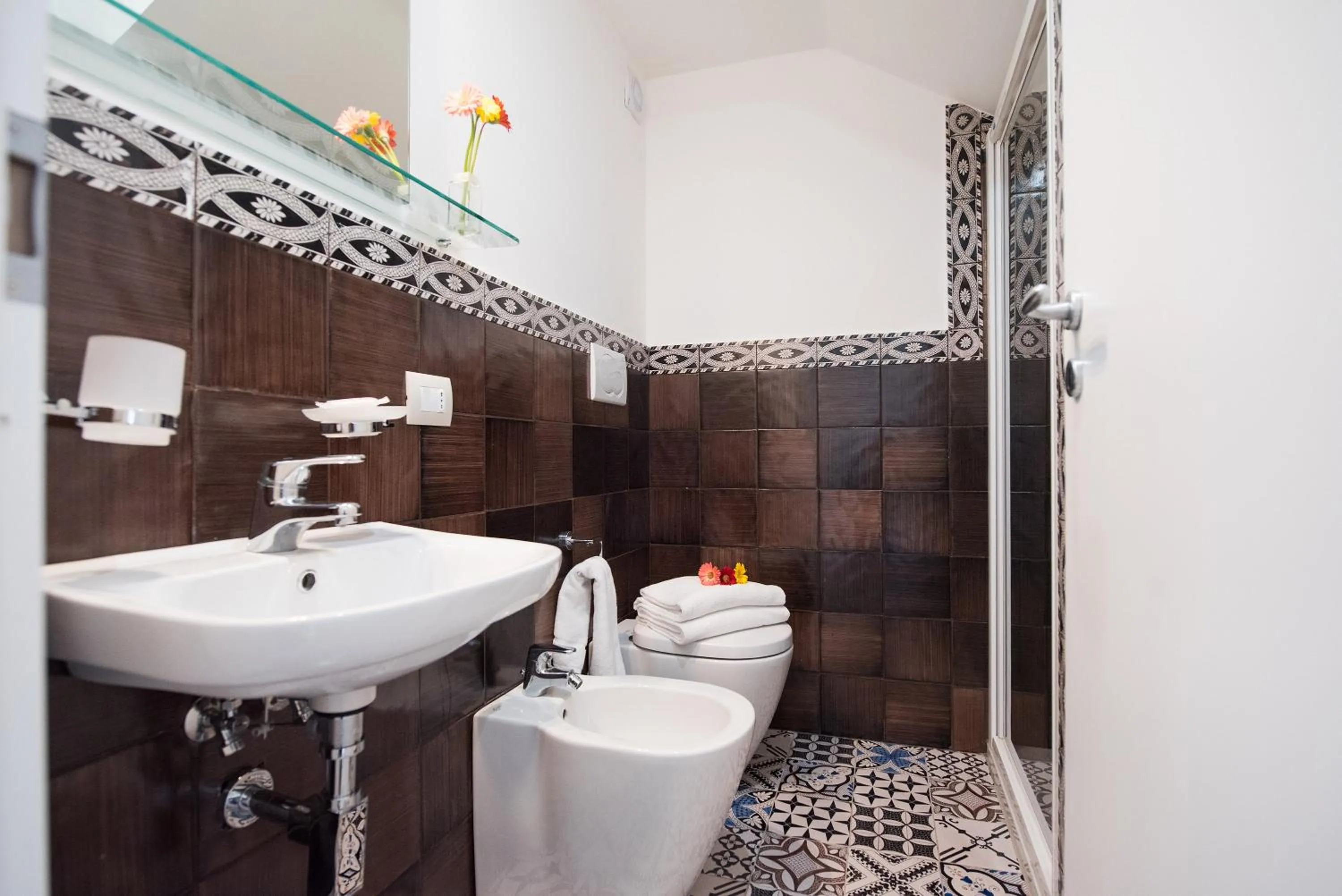 Shower in Ravello House