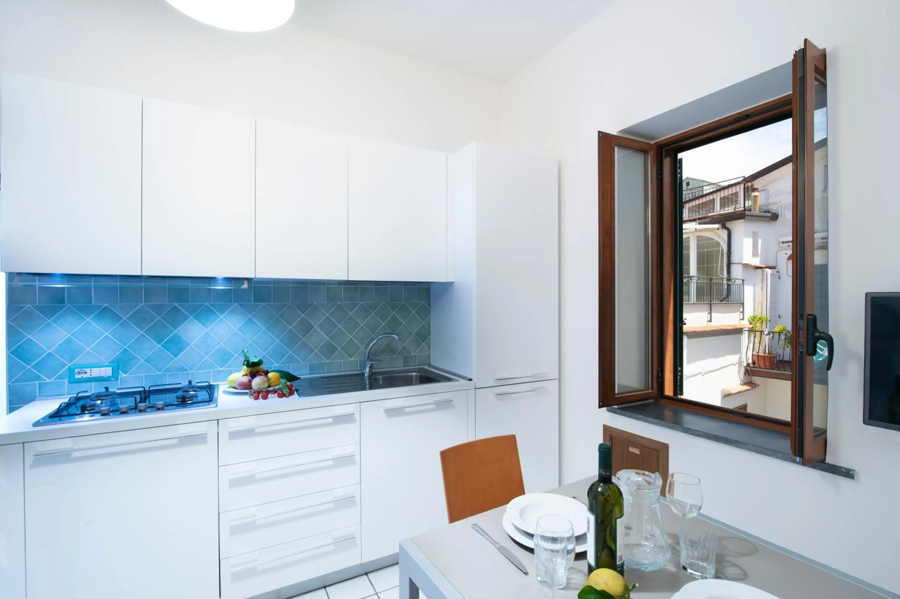 Kitchen or kitchenette in Ravello House