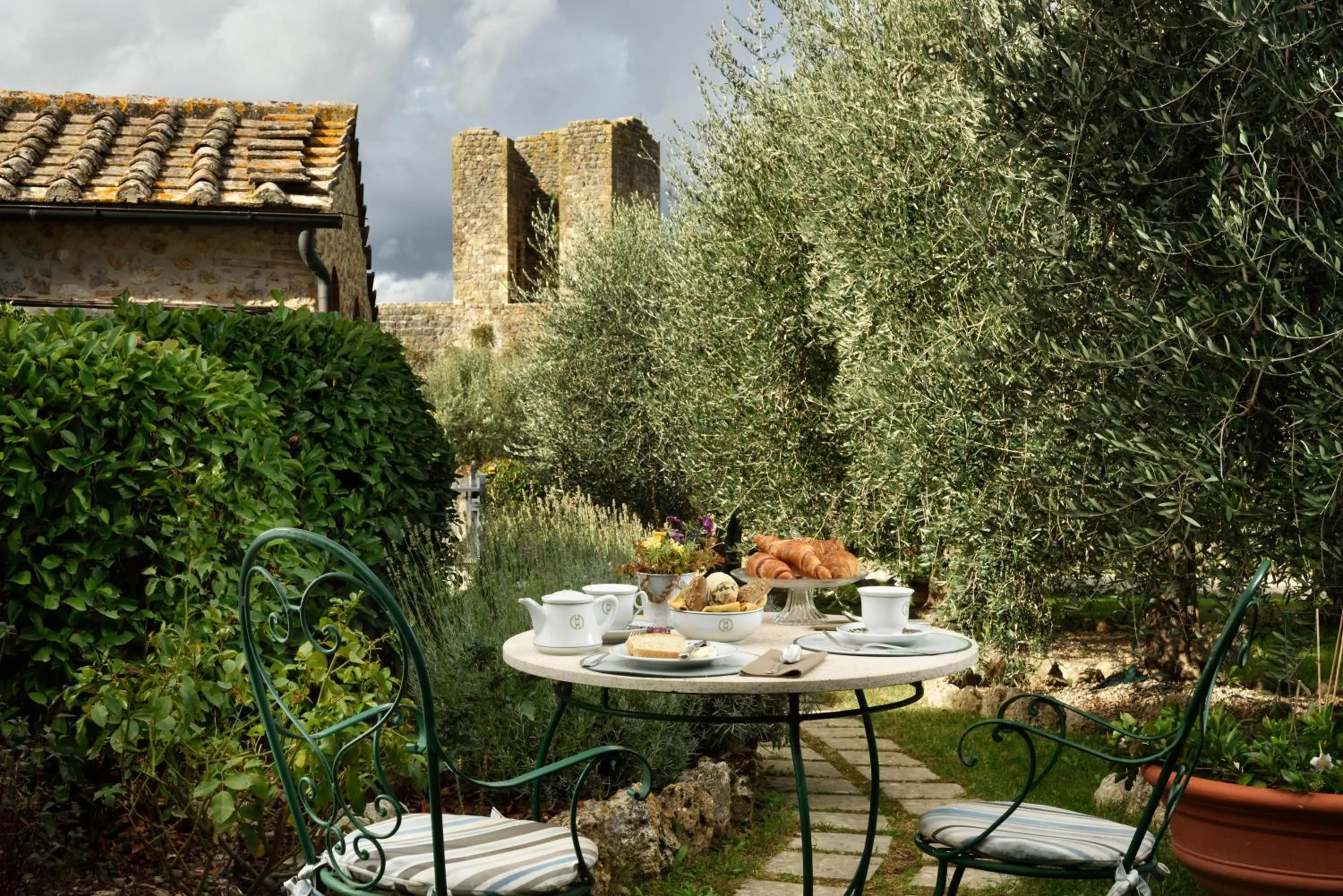 Garden in Hotel Monteriggioni
