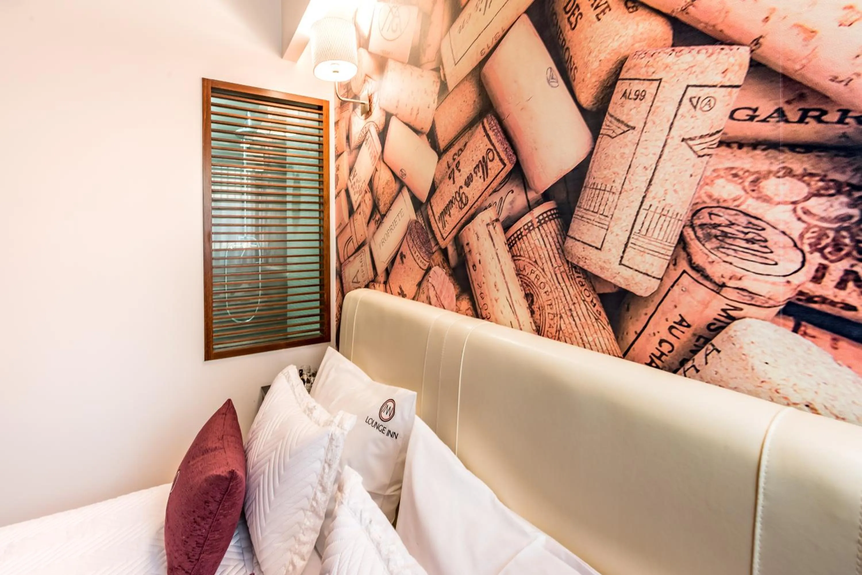 Bedroom, Bed in Lounge Inn Guest House