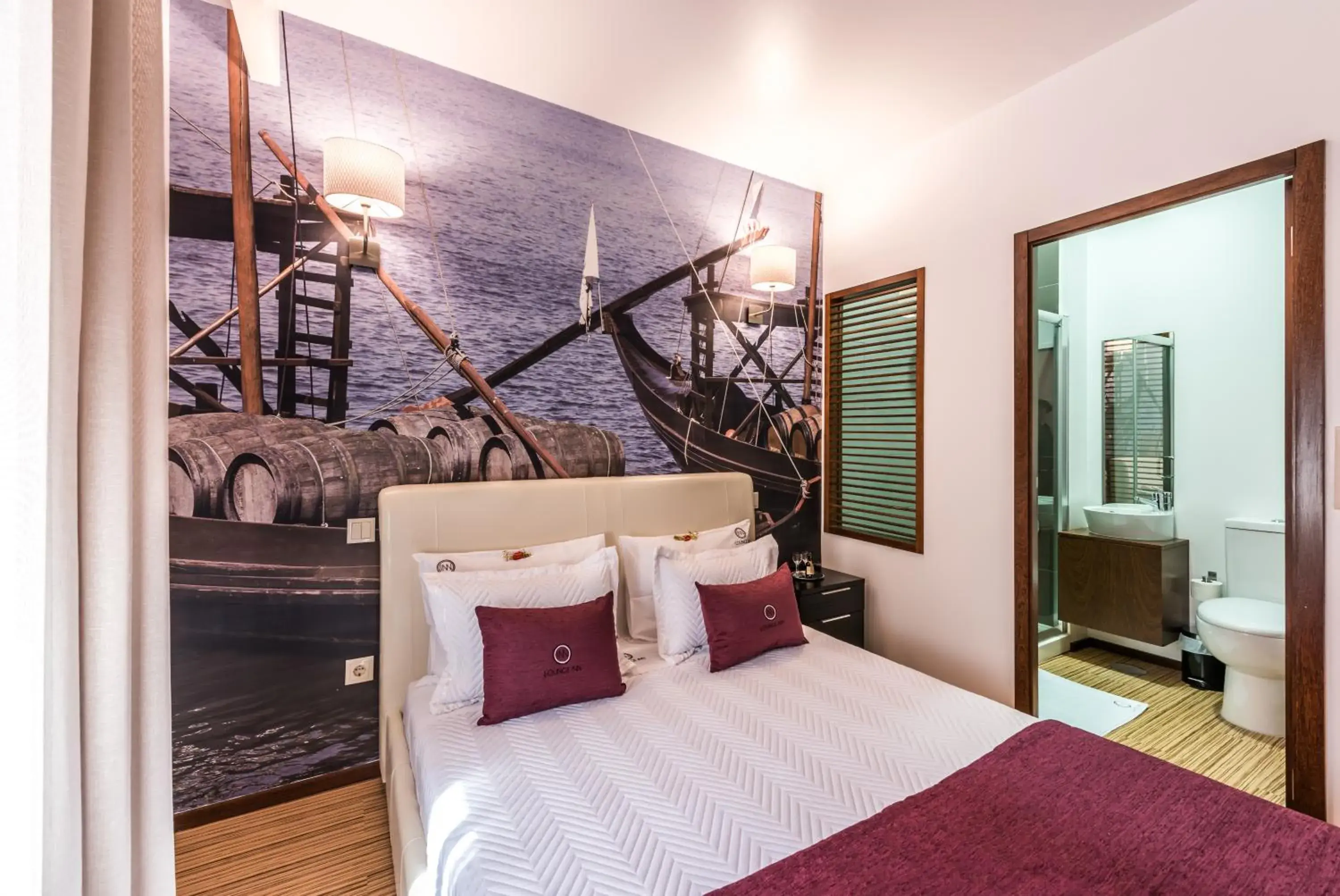 Double Room in Lounge Inn Guest House Double Room in Lounge Inn Guest House