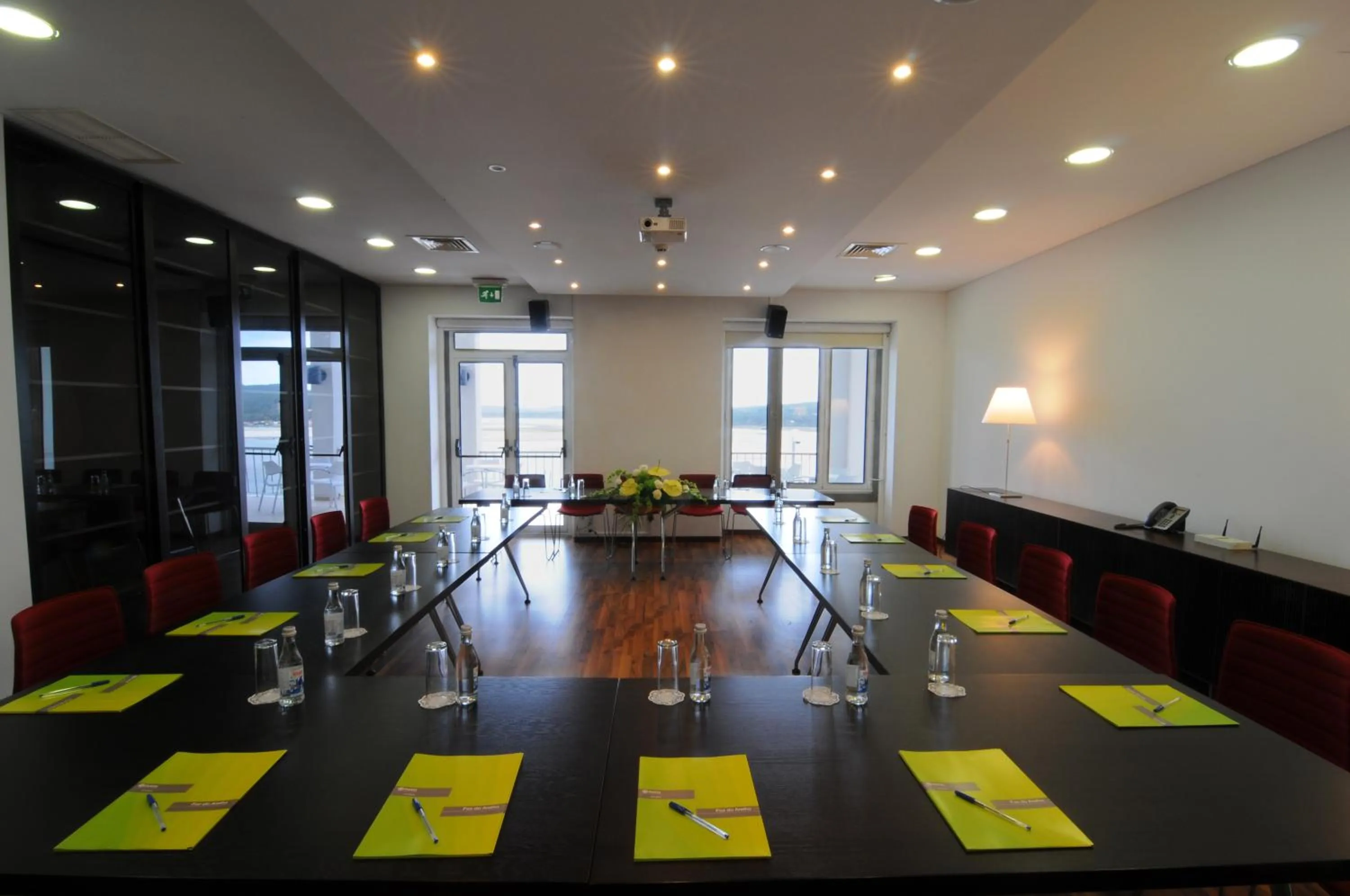 Business facilities in INATEL Foz Do Arelho