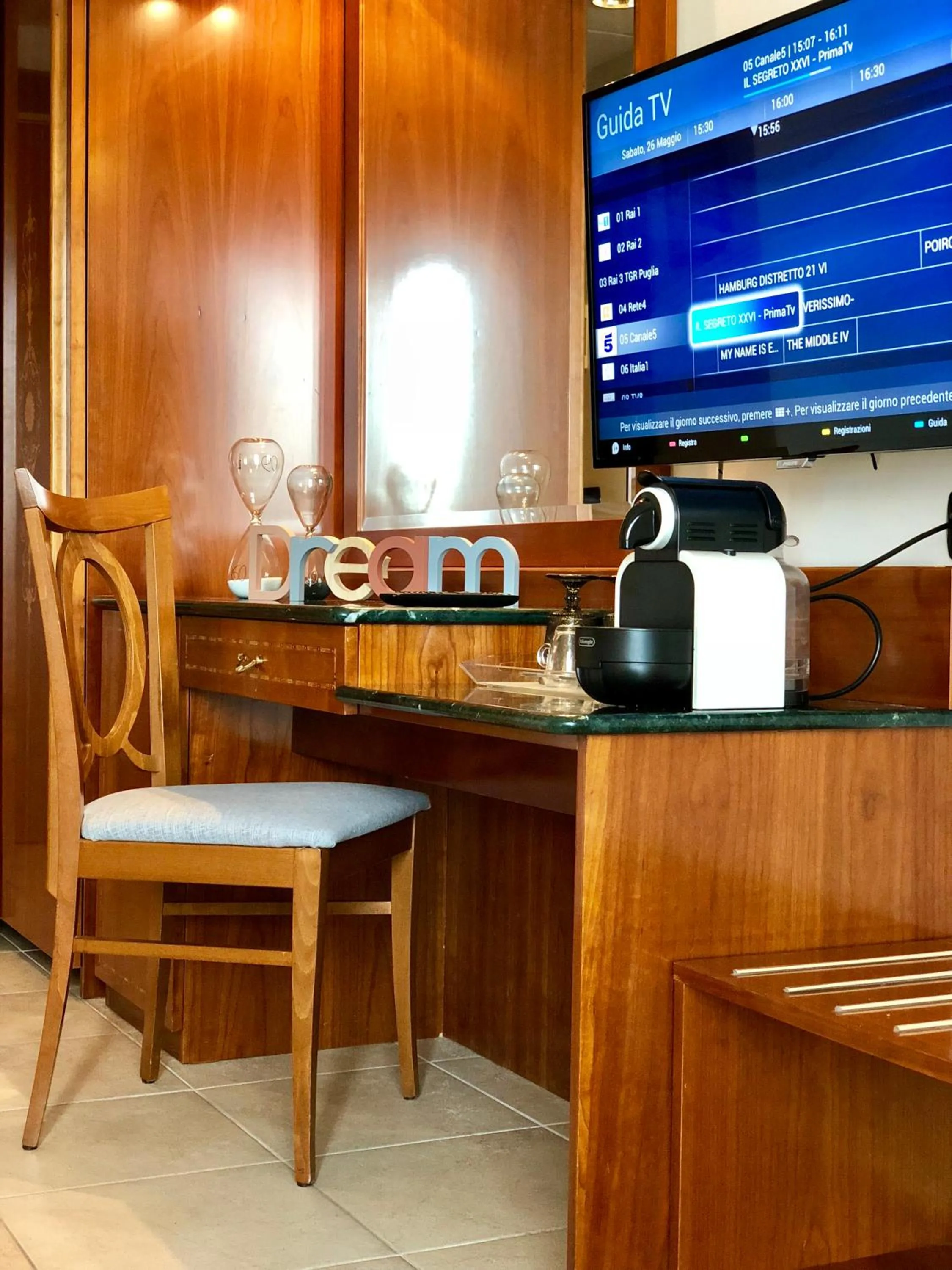 TV and multimedia in Ariae Dépendance - Alihotels