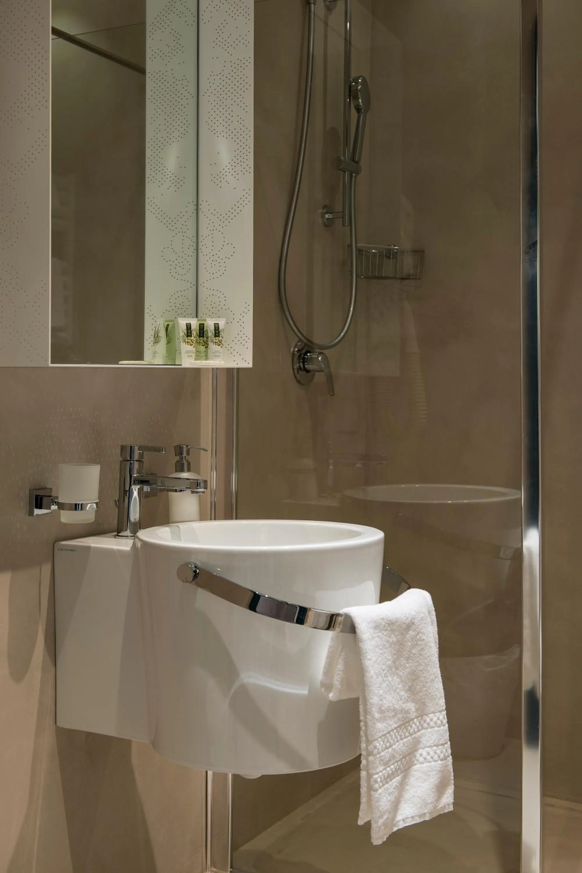 Bathroom in Ariae Dépendance - Alihotels