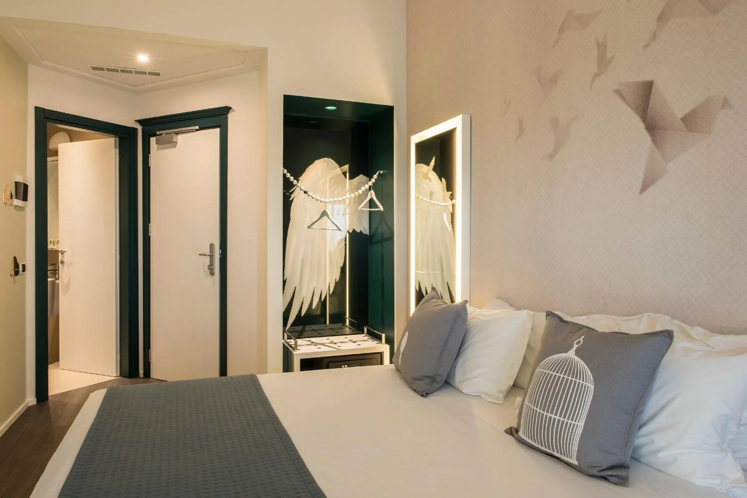 Bedroom, Bed in Ariae Dépendance - Alihotels