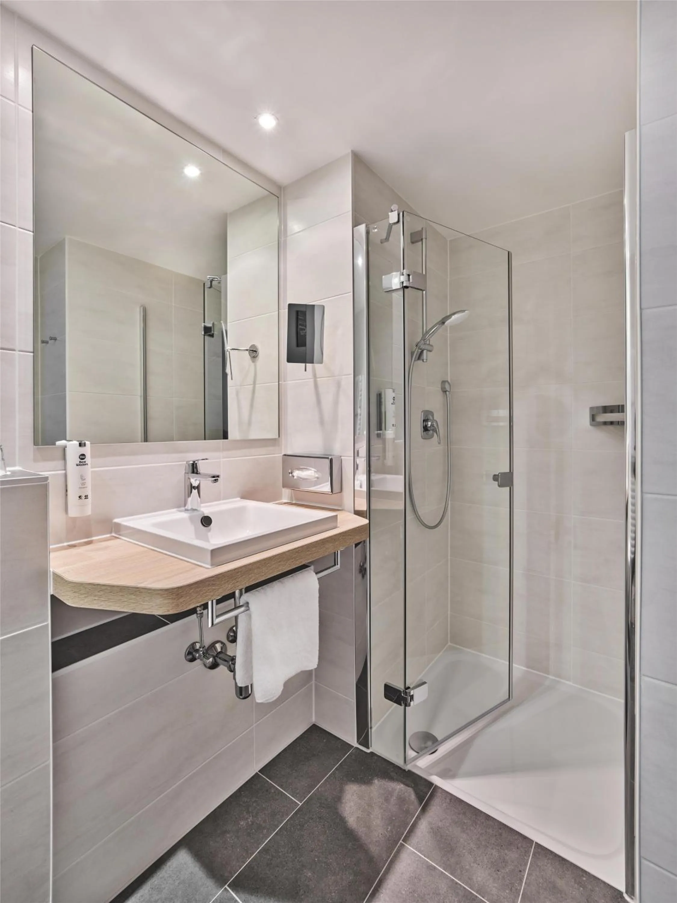 Bathroom in Best Western Hotel Wetzlar