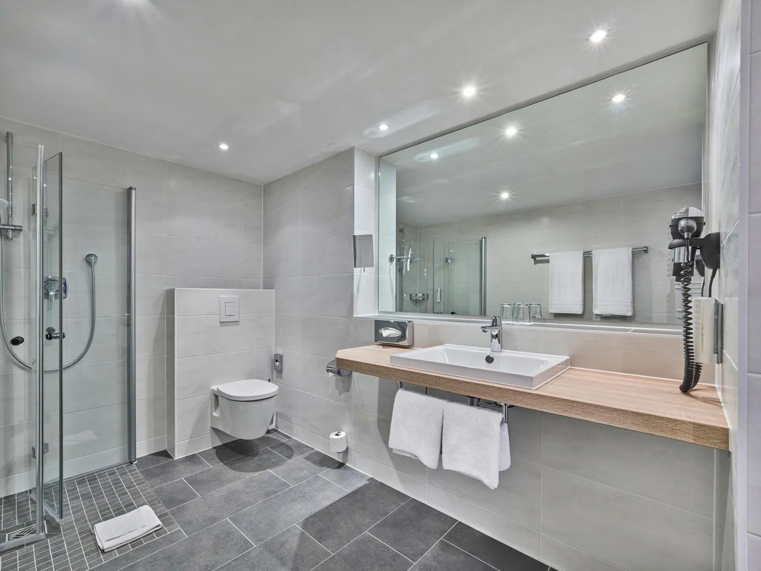 Bathroom in Best Western Hotel Wetzlar