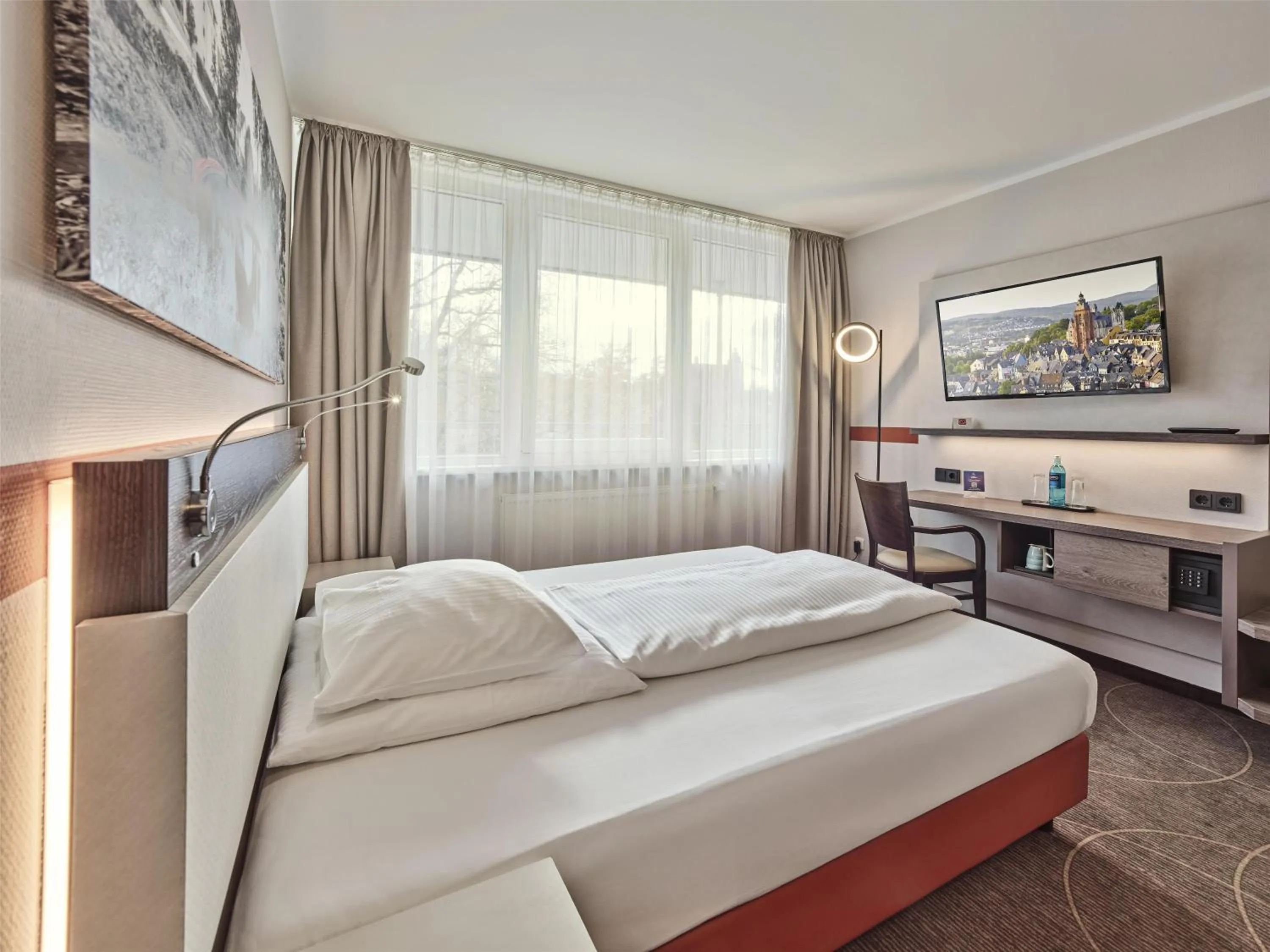 Bedroom, Bed in Best Western Hotel Wetzlar