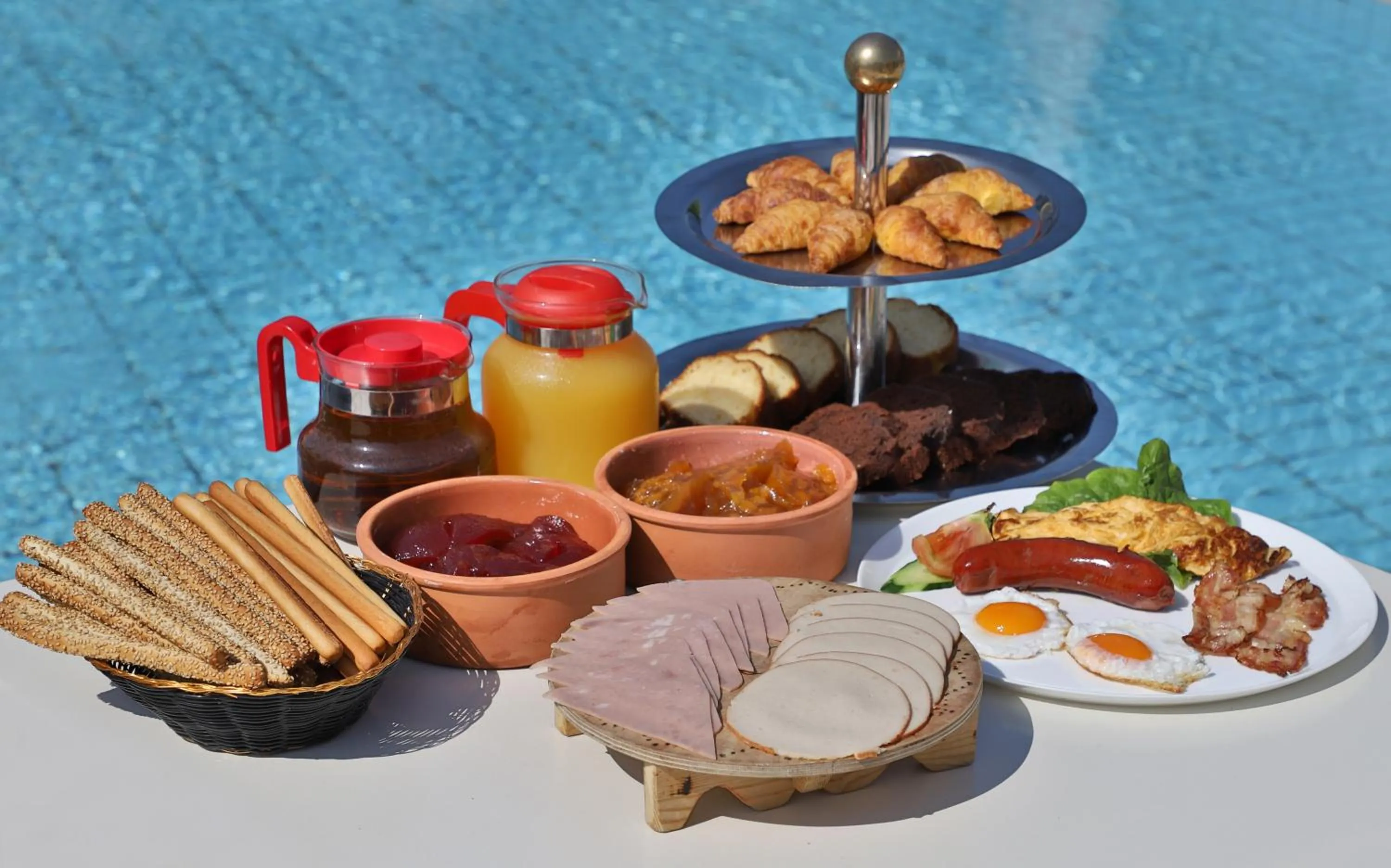 Swimming pool in Anastasia Hotel Stalis