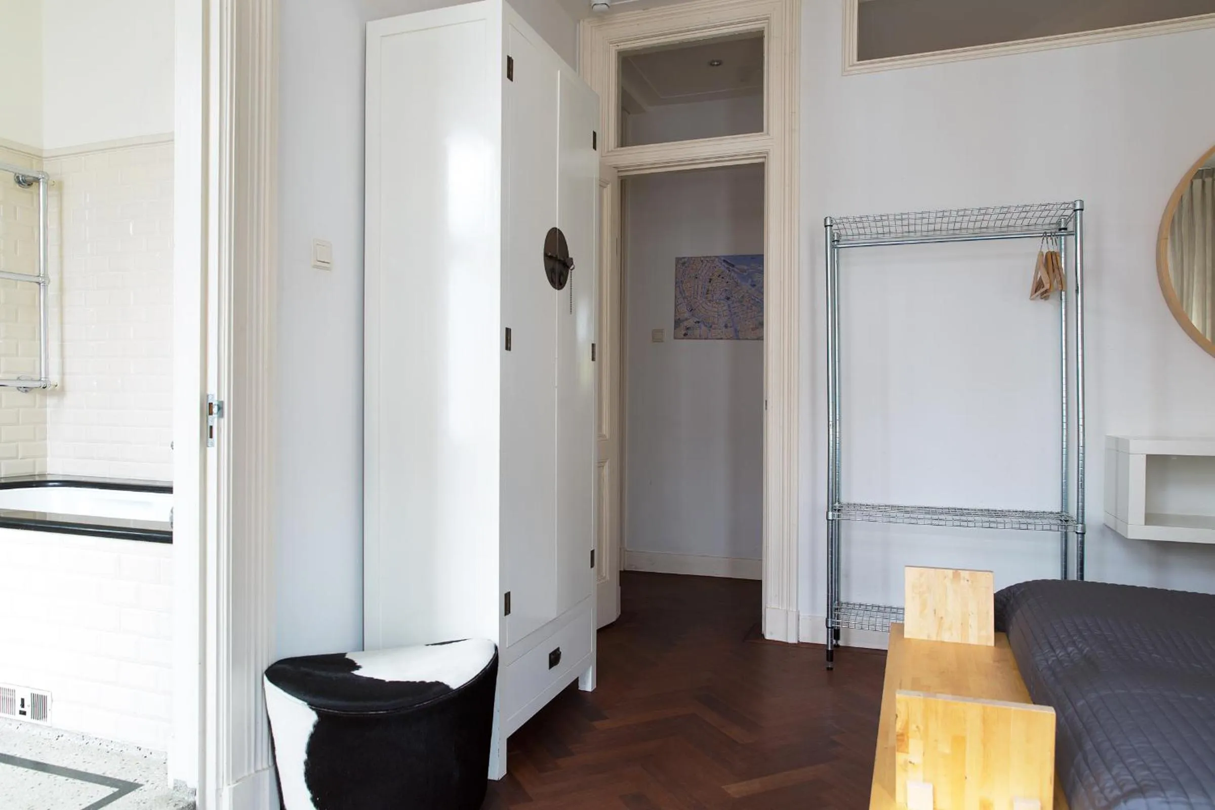 Decorative detail in Marnix Classic: Group Getaway