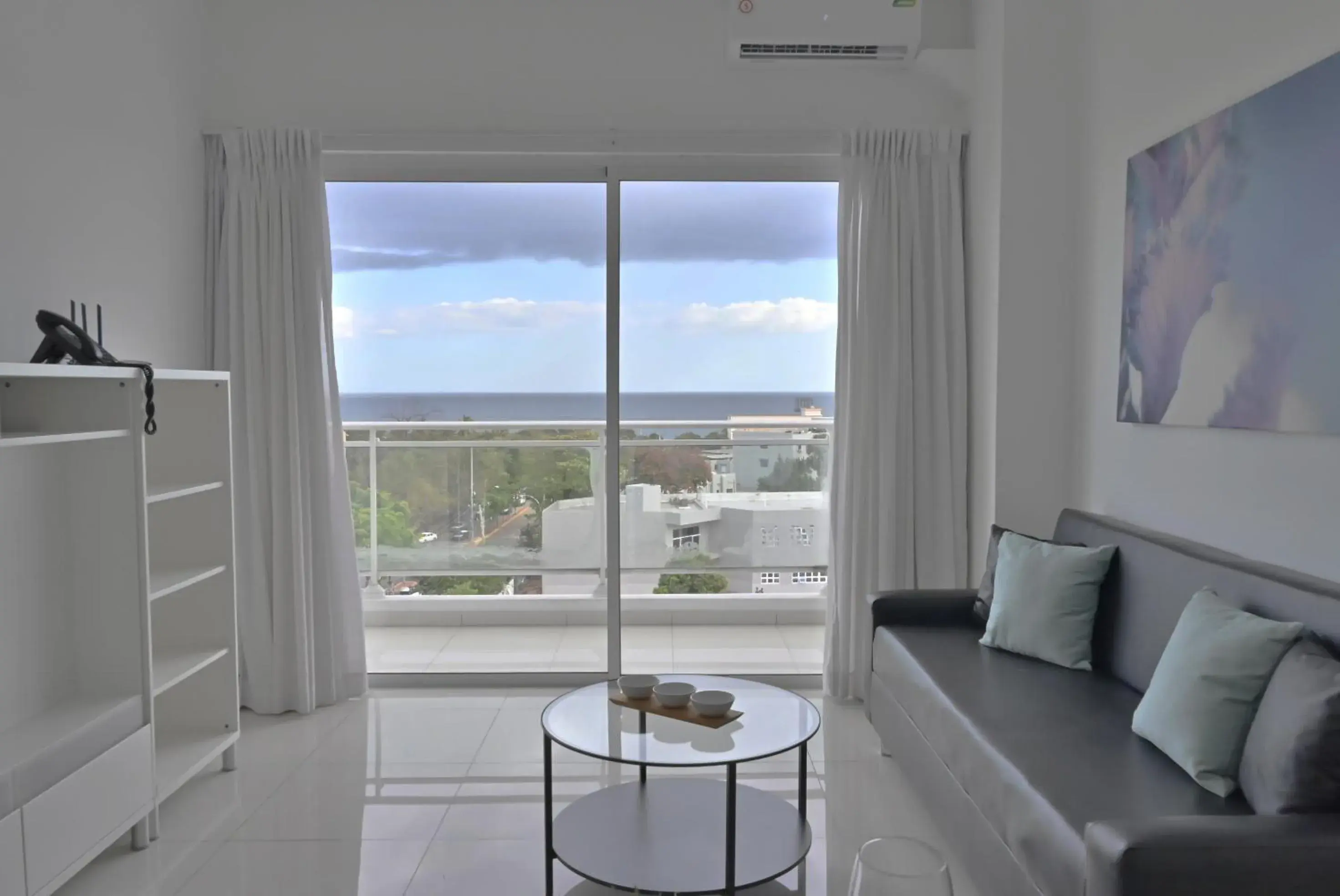 Apartment with Sea View in Lincoln Suite Apartment with Sea View in Lincoln Suite