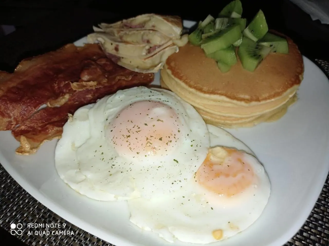 Breakfast in Lincoln Suite