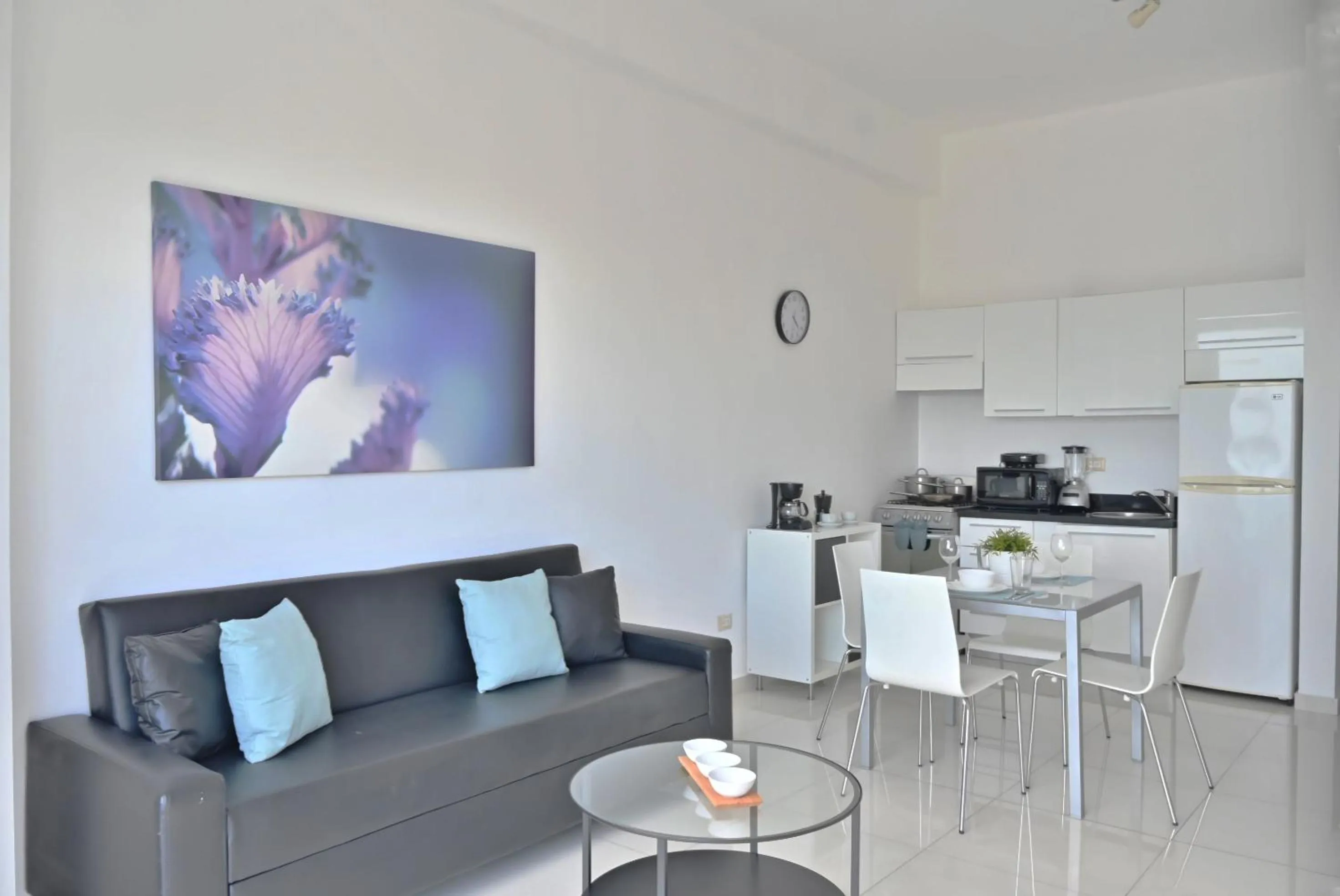 Kitchen or kitchenette in Lincoln Suite