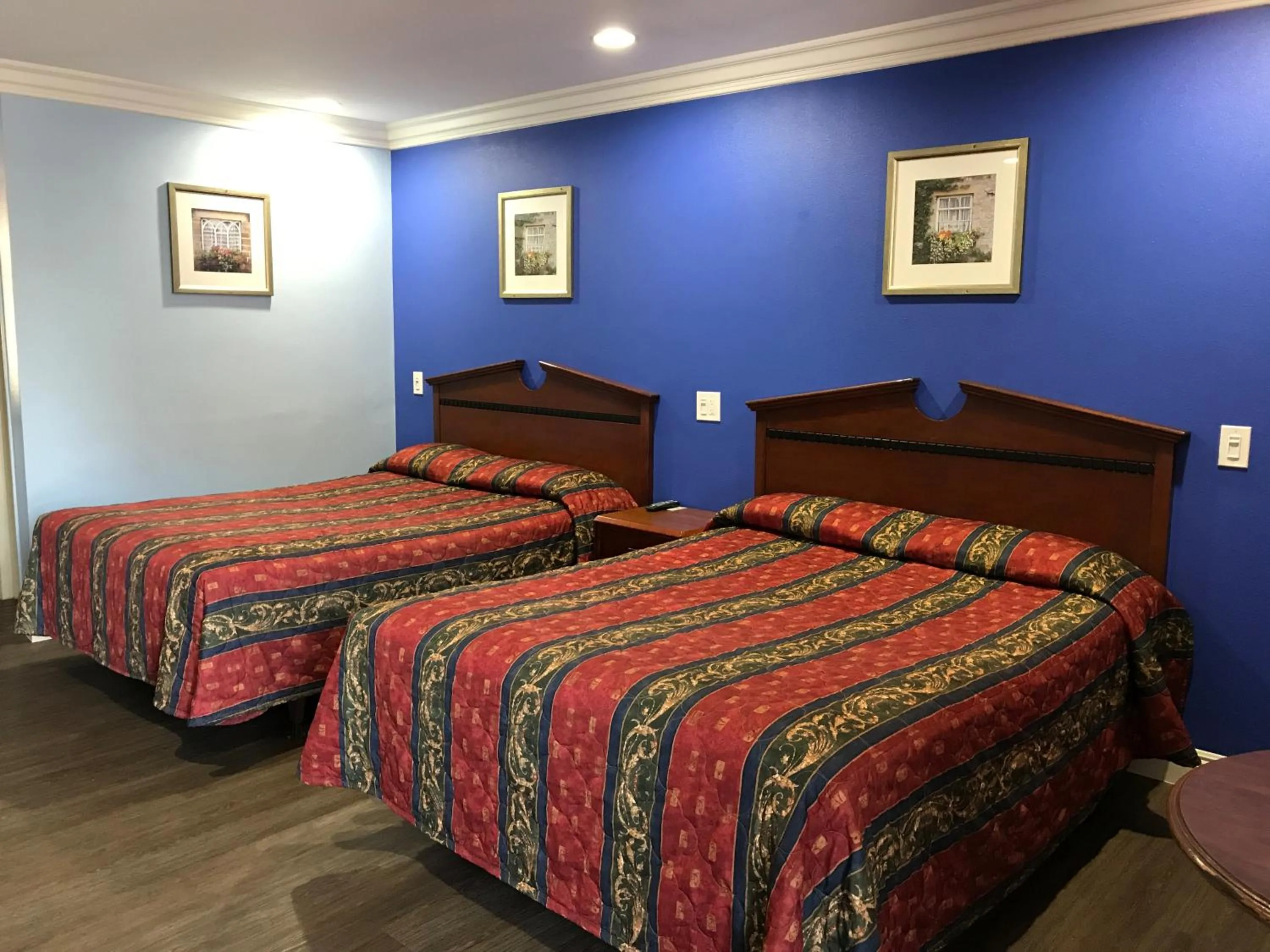 Bed in Fullerton Lodge