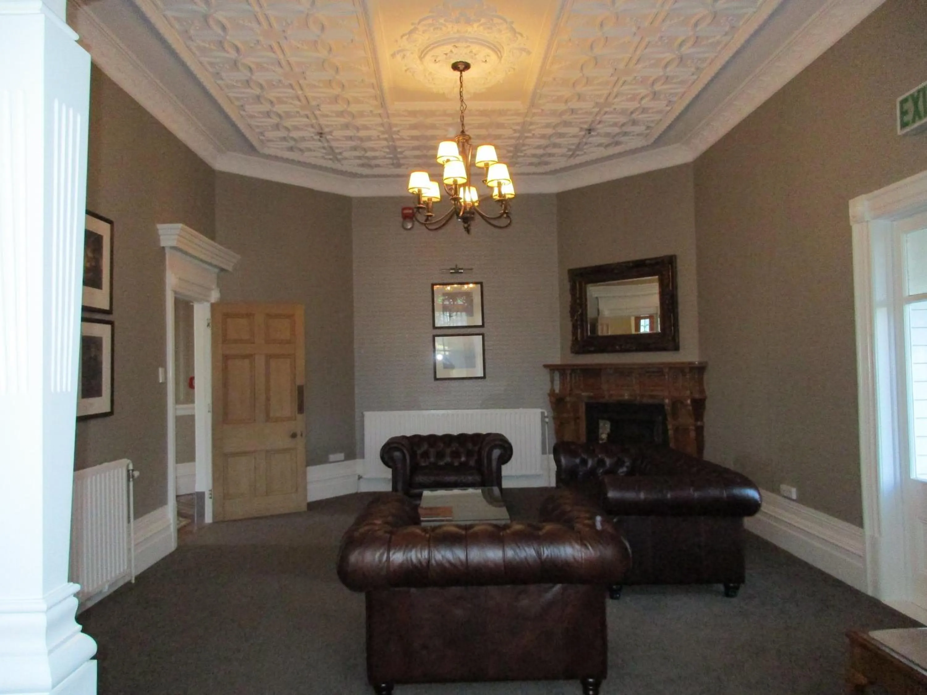 Living room in Valmai House & Motel Cambridge