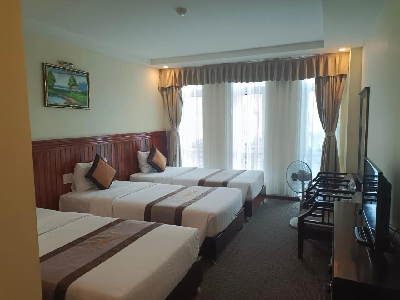 Bed in Vinh Plaza Hotel