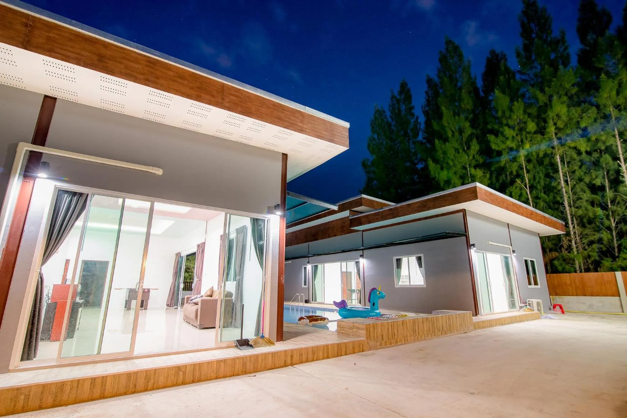 Property Building in Mondara Vacation Home