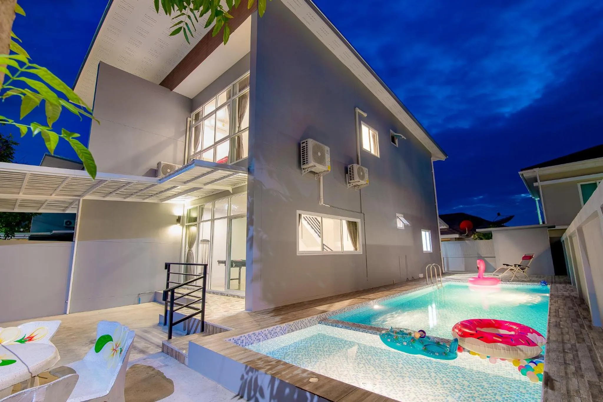 Property Building in Mondara Vacation Home