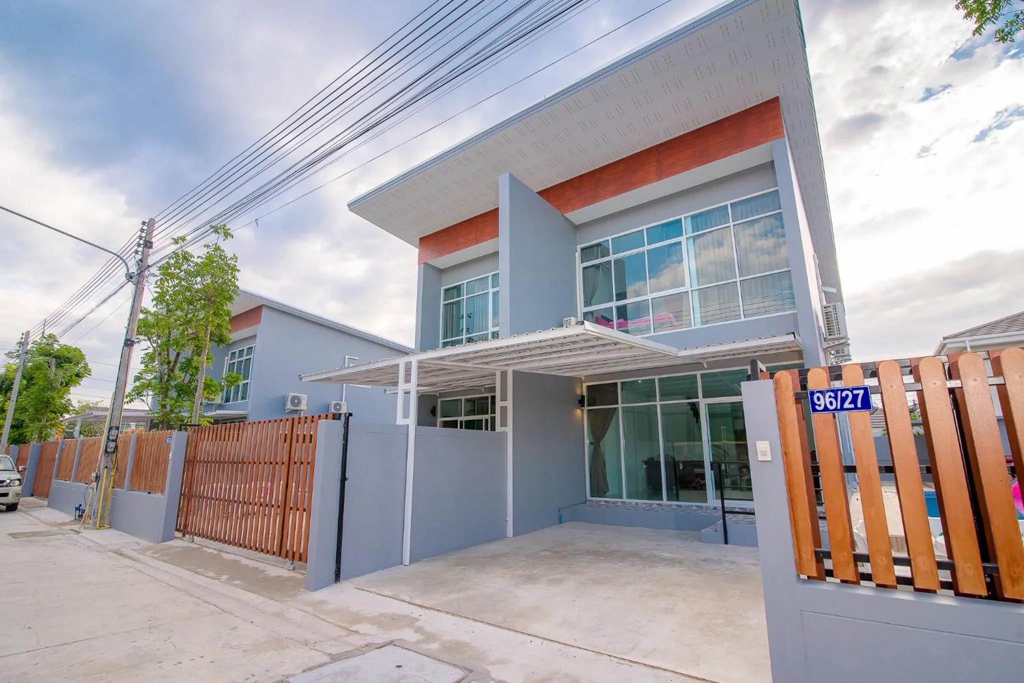 Property Building in Mondara Vacation Home