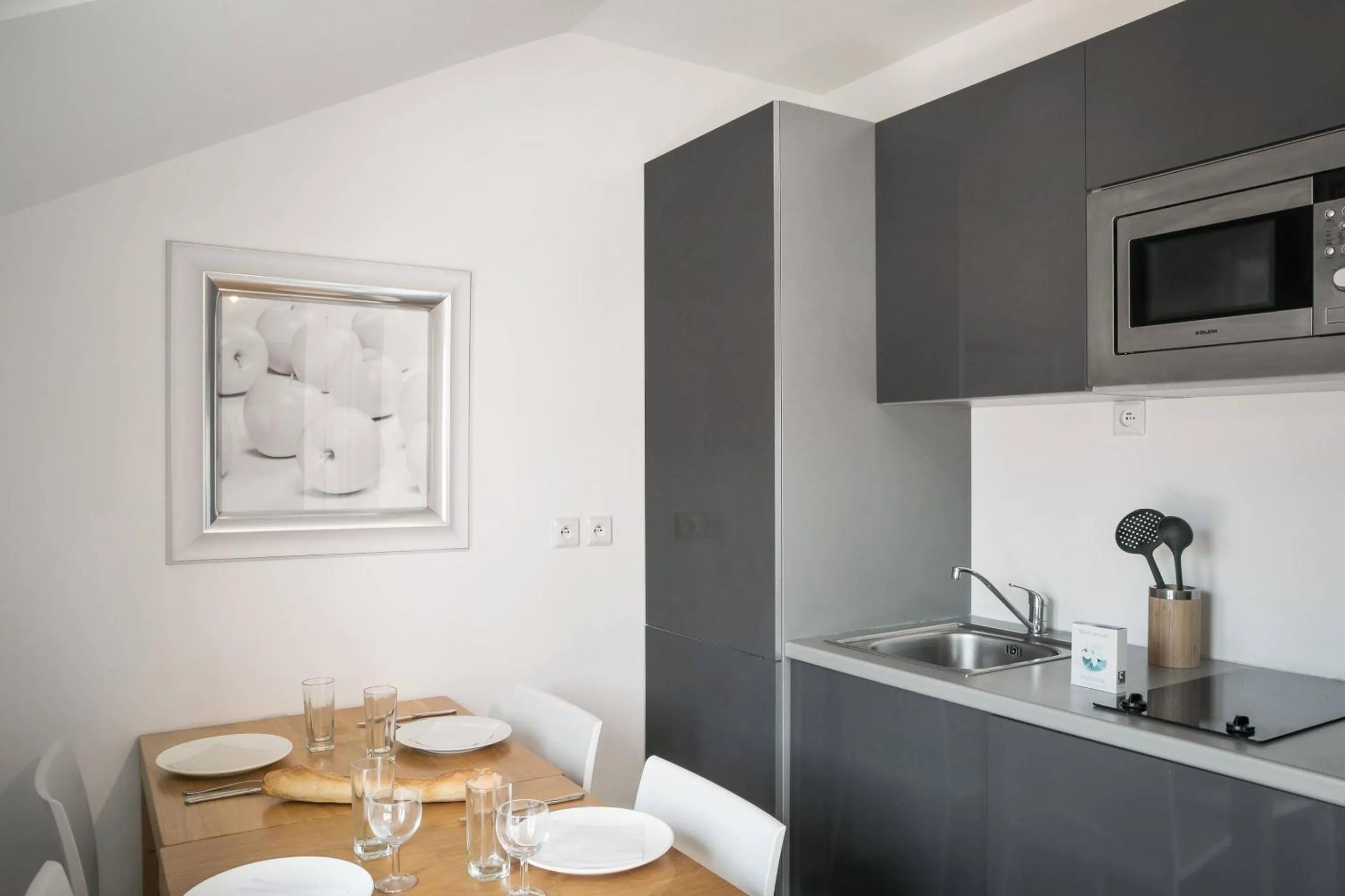 Bedroom in Comfort Aparthotel Lourdes Lorda