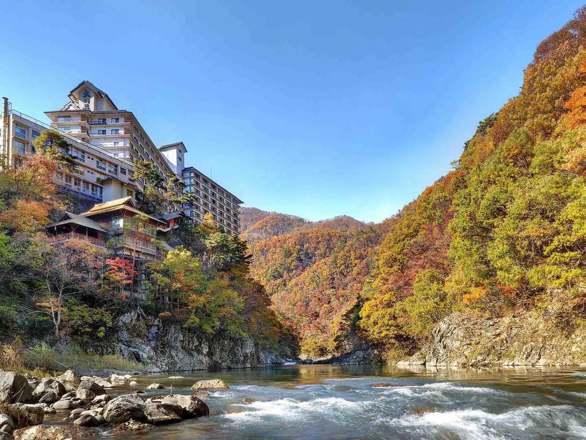 Property building in Ookawaso