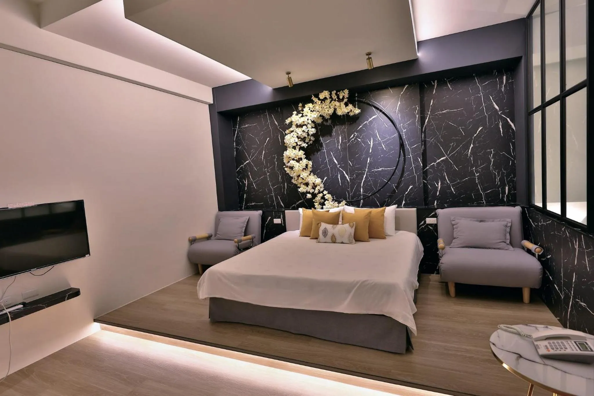 Bedroom, Bed in Beachcastle & Sea View Villa