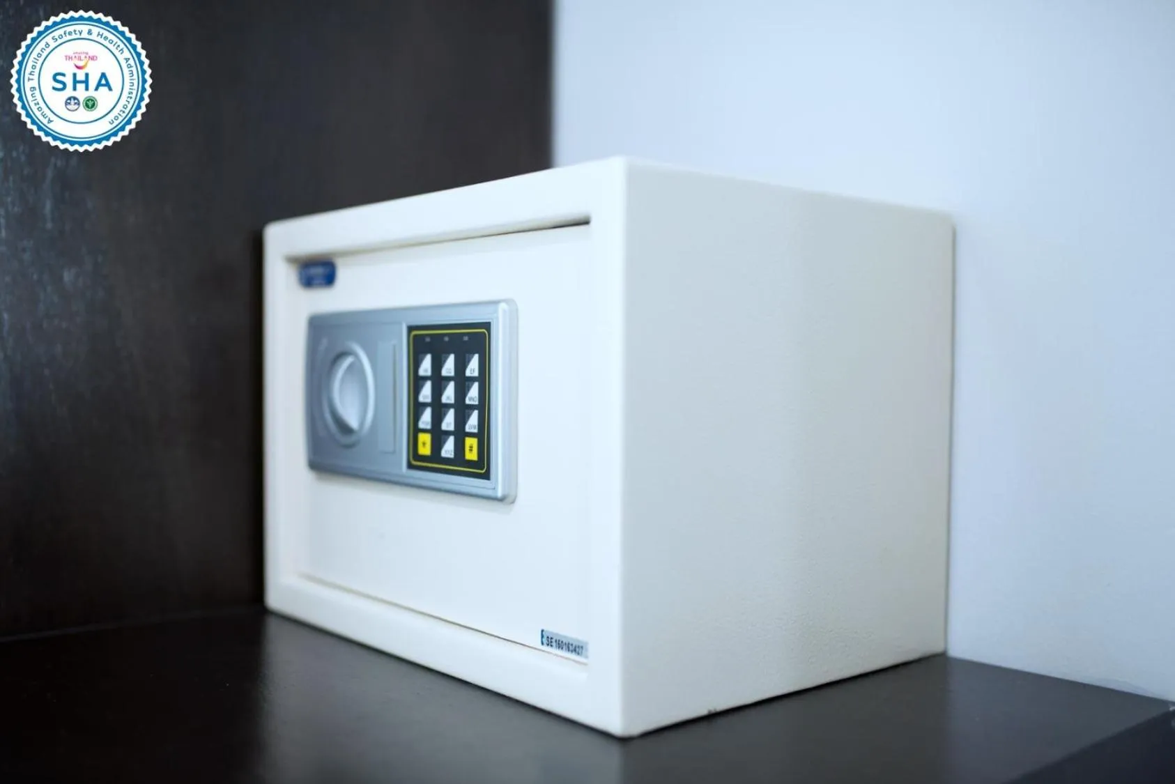 Property logo or sign in Lee Hotel