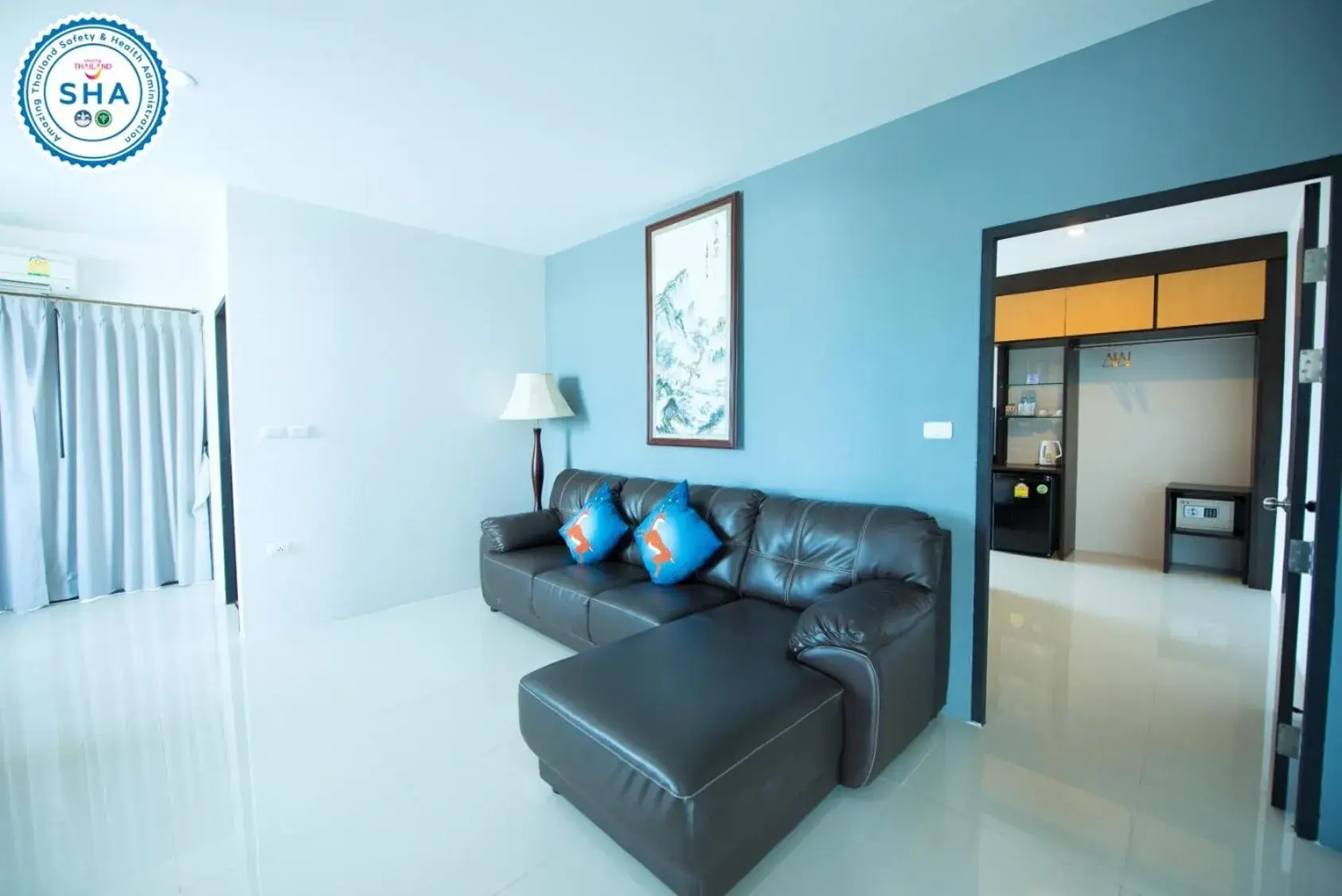 One-Bedroom Suite in Lee Hotel One-Bedroom Suite in Lee Hotel