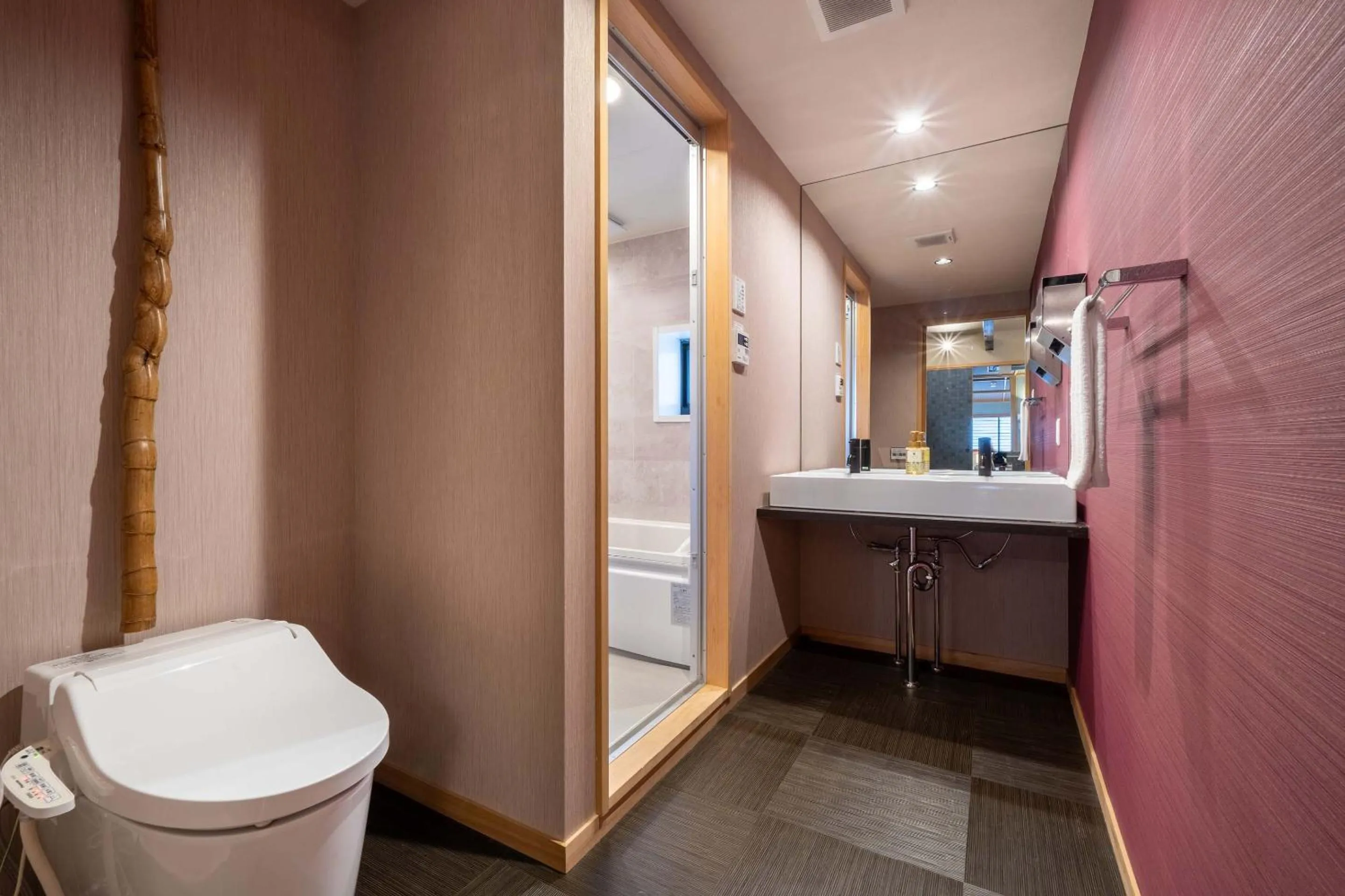 Toilet in RESI STAY Fuyacho