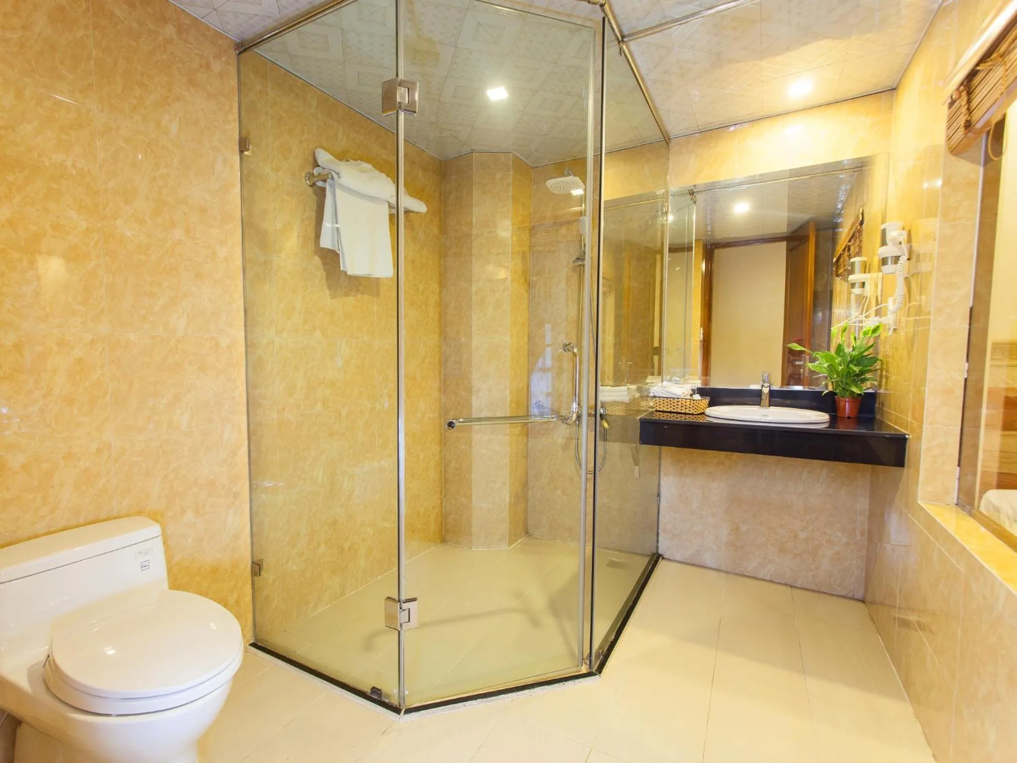 Bathroom in Sapa Centre Hotel
