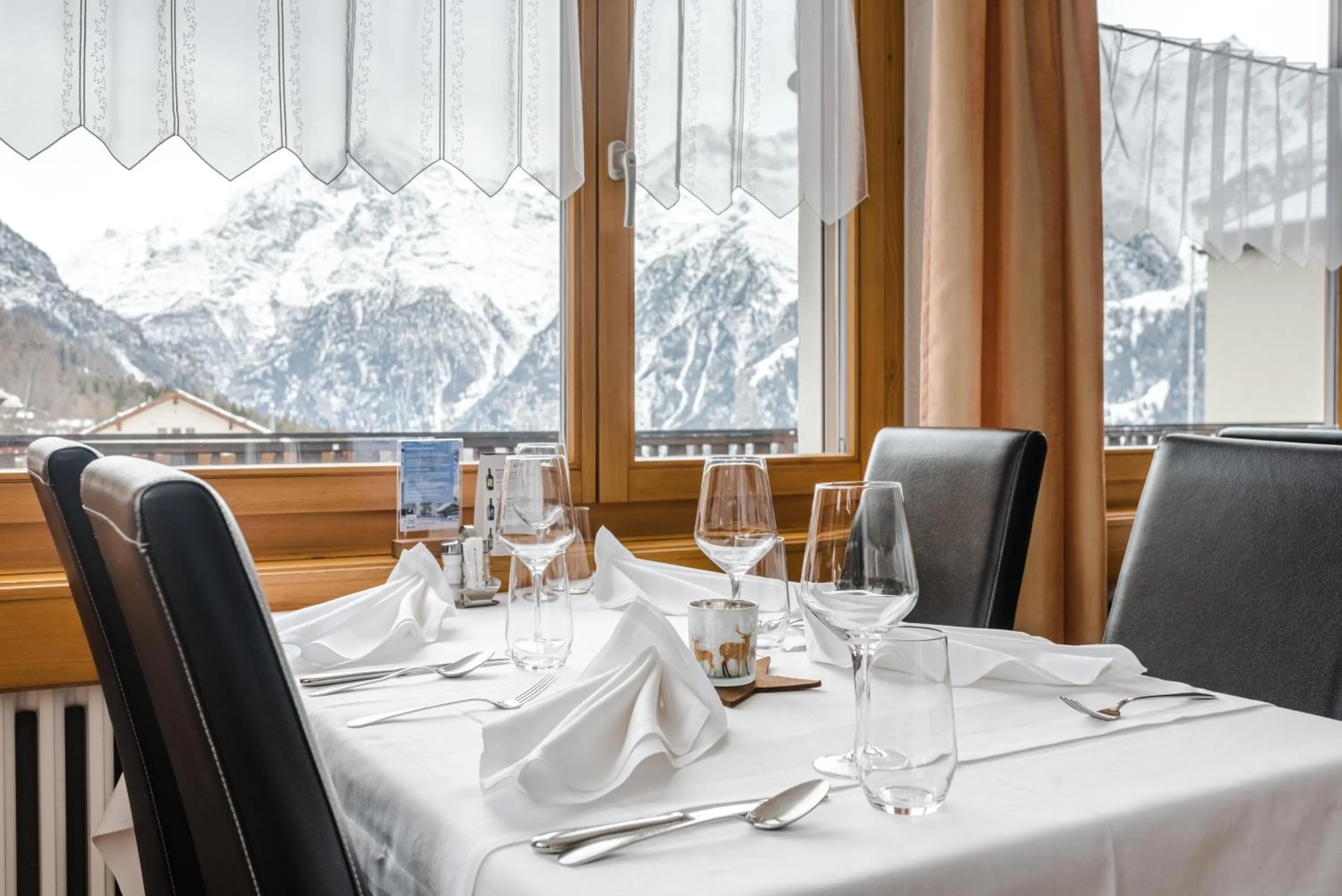 Restaurant/places to eat in Aktiv Hotel & Spa Hannigalp