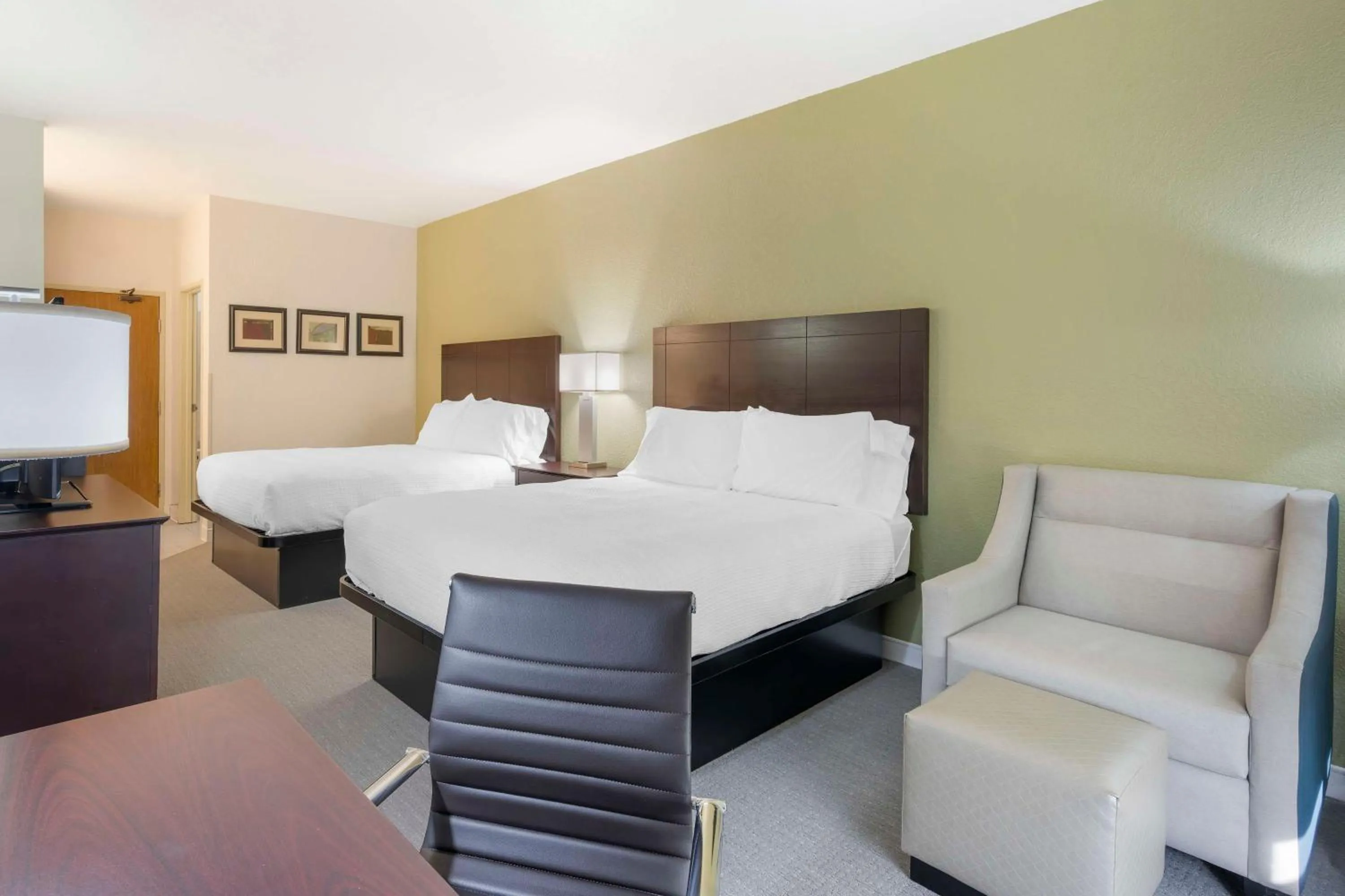 Bedroom, Bed in Best Western Celina