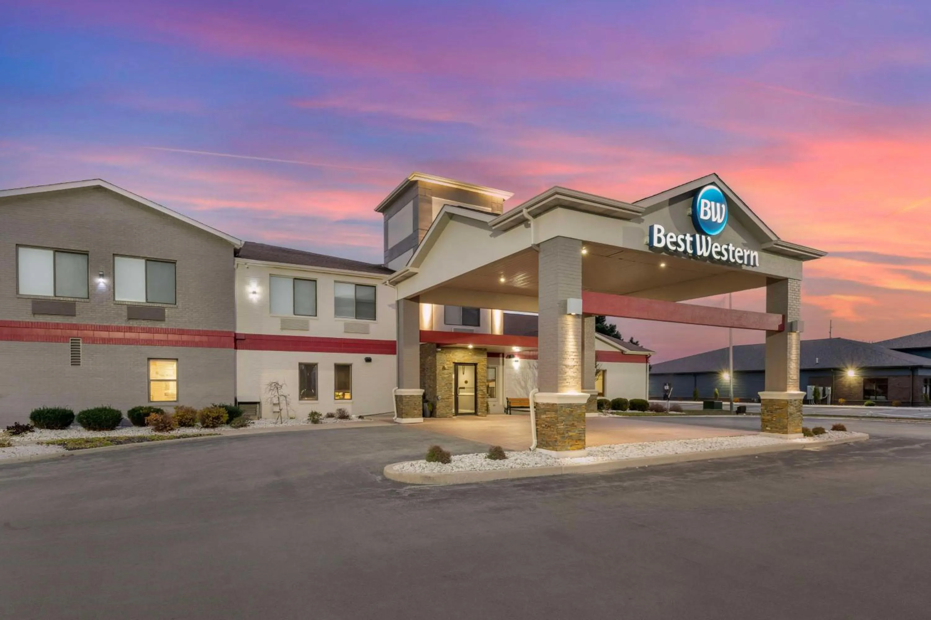 Property building in Best Western Celina