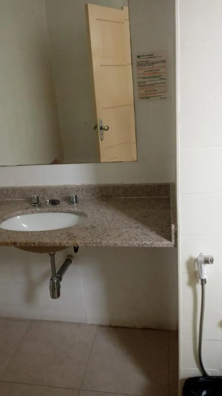 Bathroom in Hotel Angrense